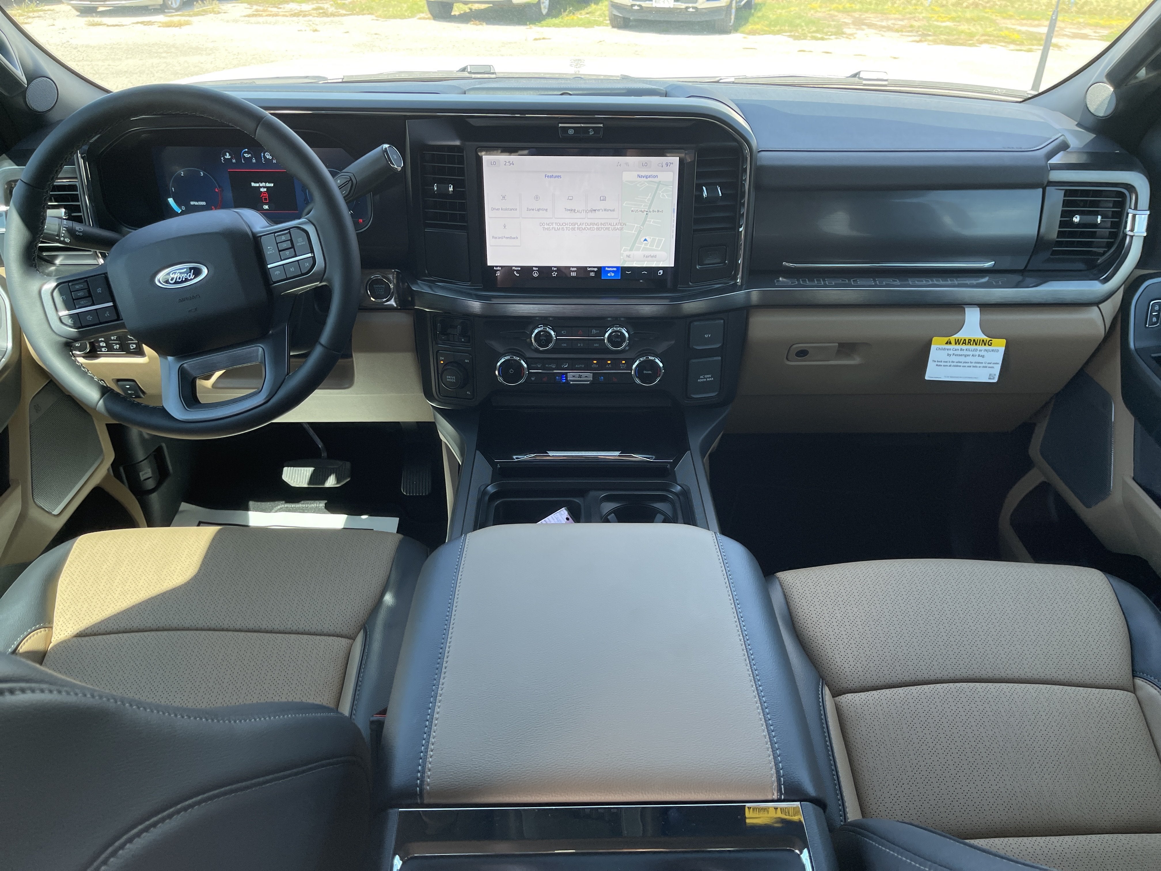 2026 Ford Super Duty F-350 DRW LARIAT