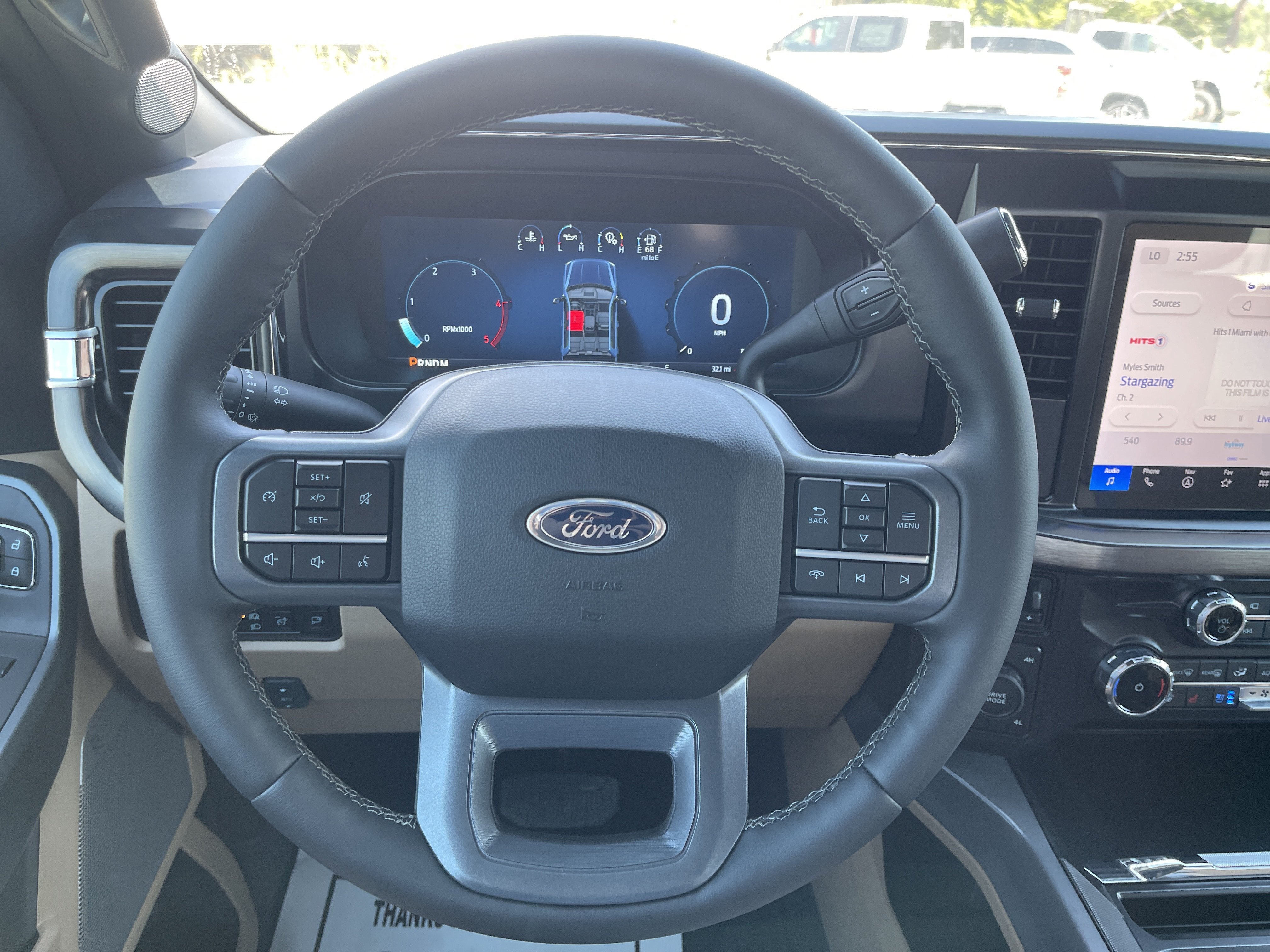 2026 Ford Super Duty F-350 DRW LARIAT