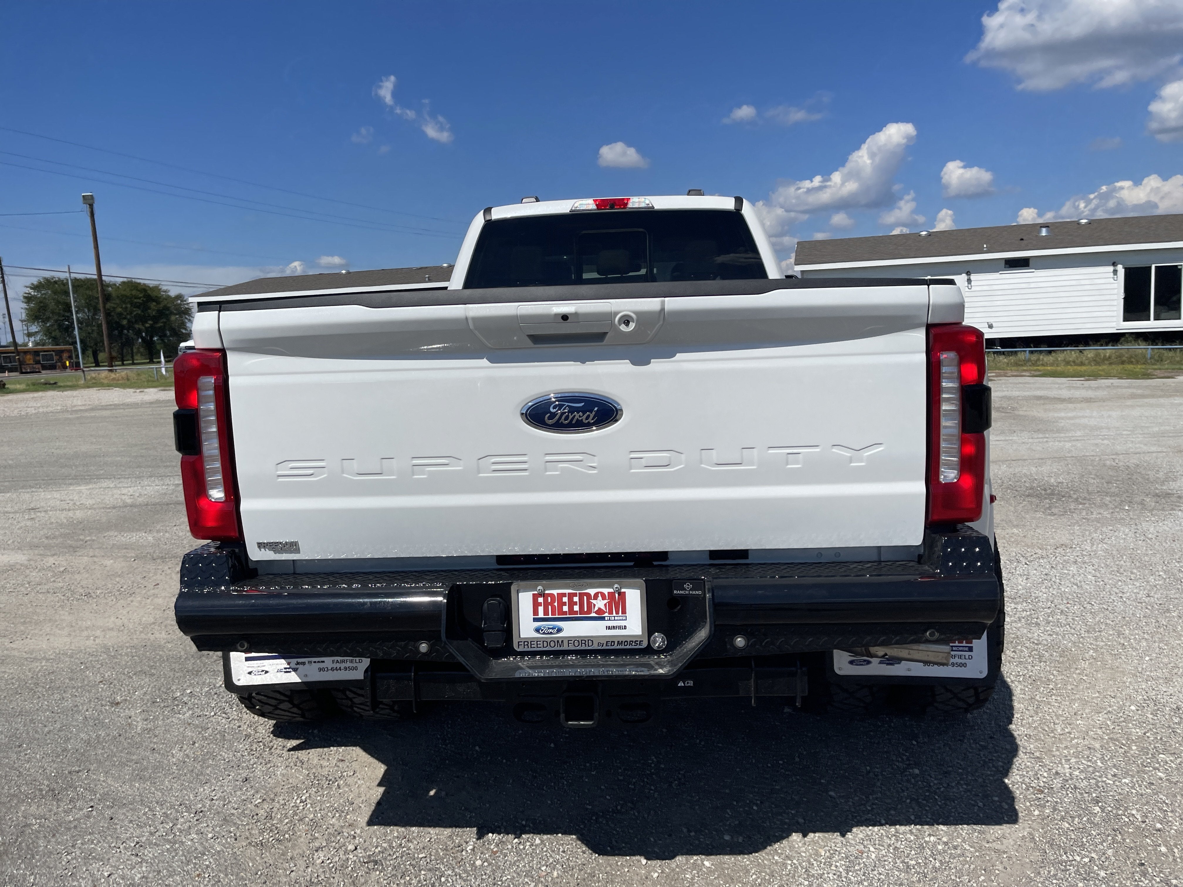 2026 Ford Super Duty F-350 DRW LARIAT