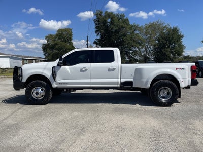 2026 Ford Super Duty F-350 DRW LARIAT