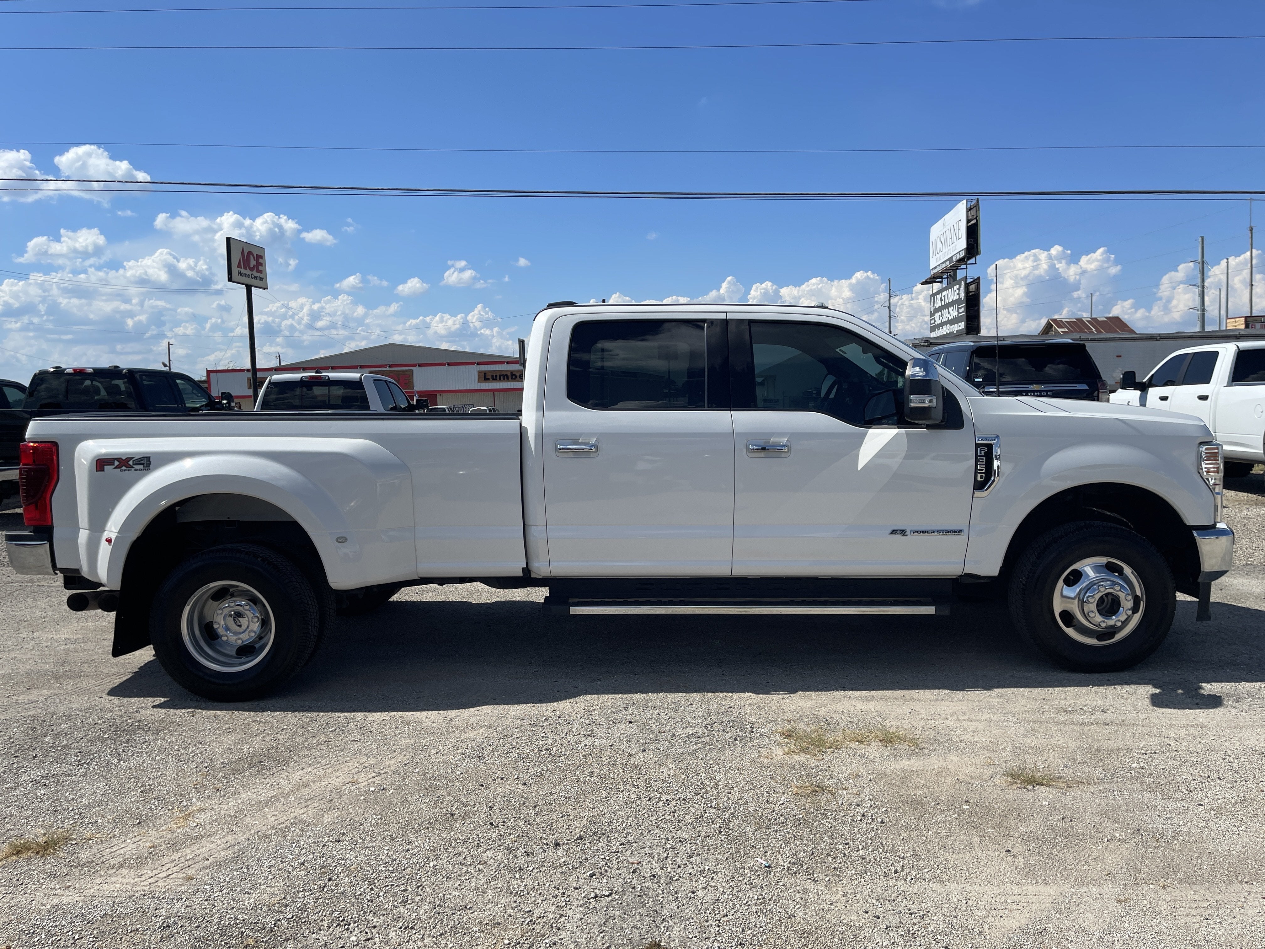 2021 Ford Super Duty F-350 DRW LARIAT