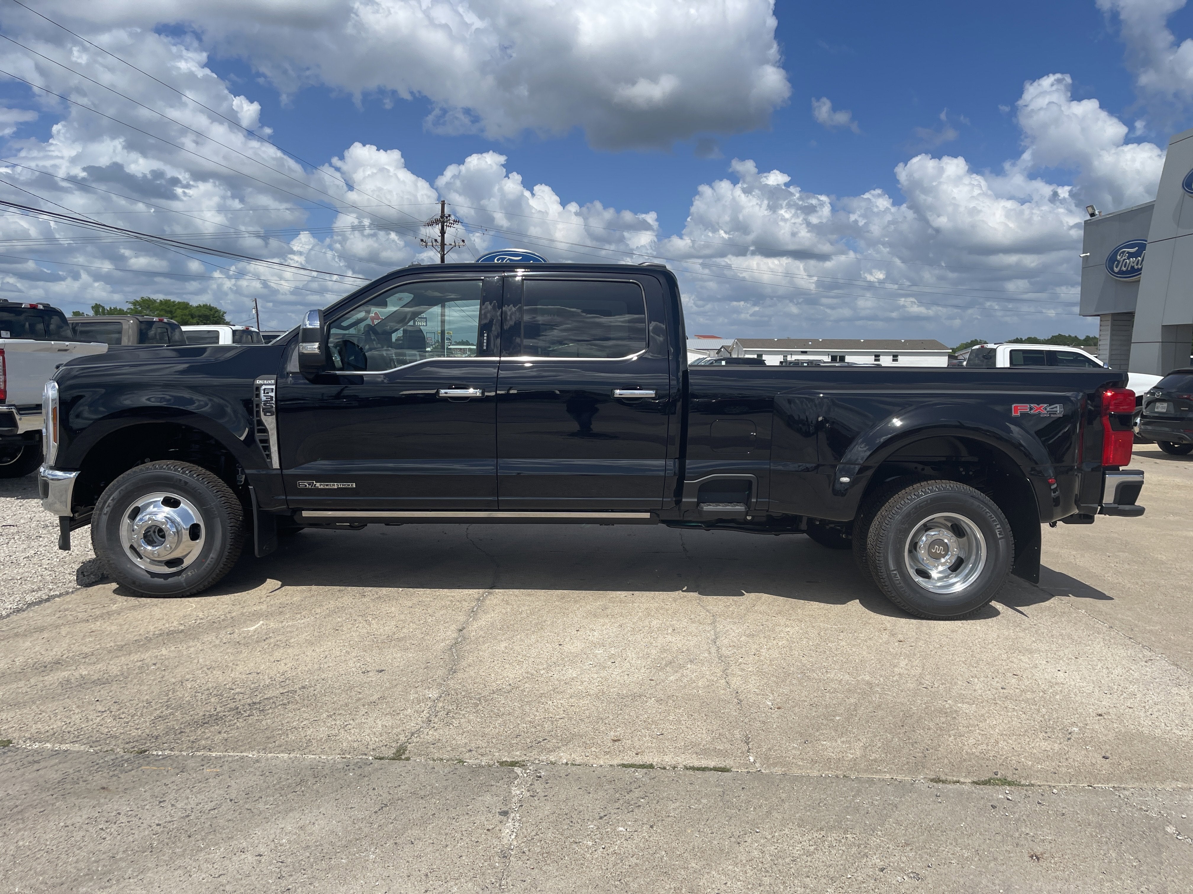 2026 Ford Super Duty F-350 DRW King Ranch
