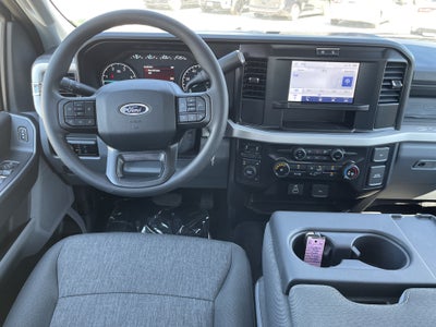 2026 Ford Super Duty F-350 DRW XL