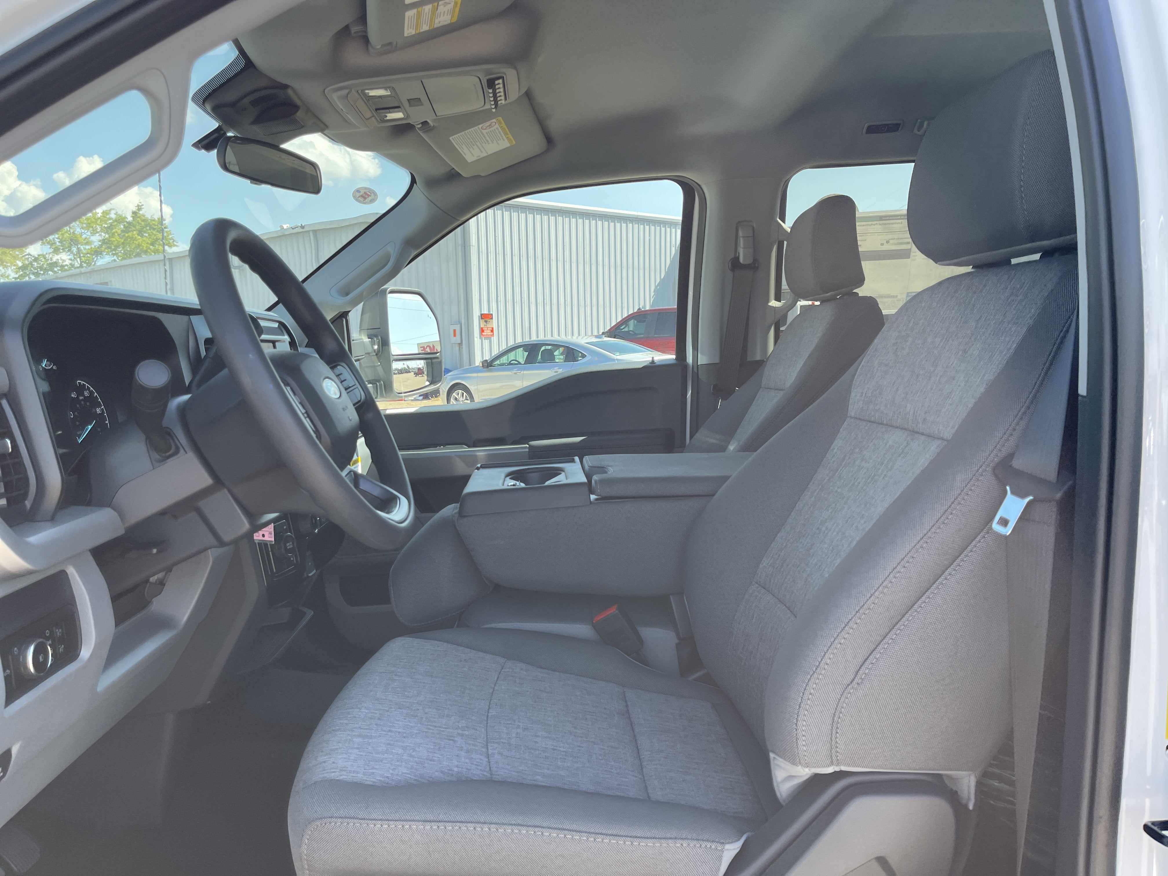 2026 Ford Super Duty F-350 DRW XL