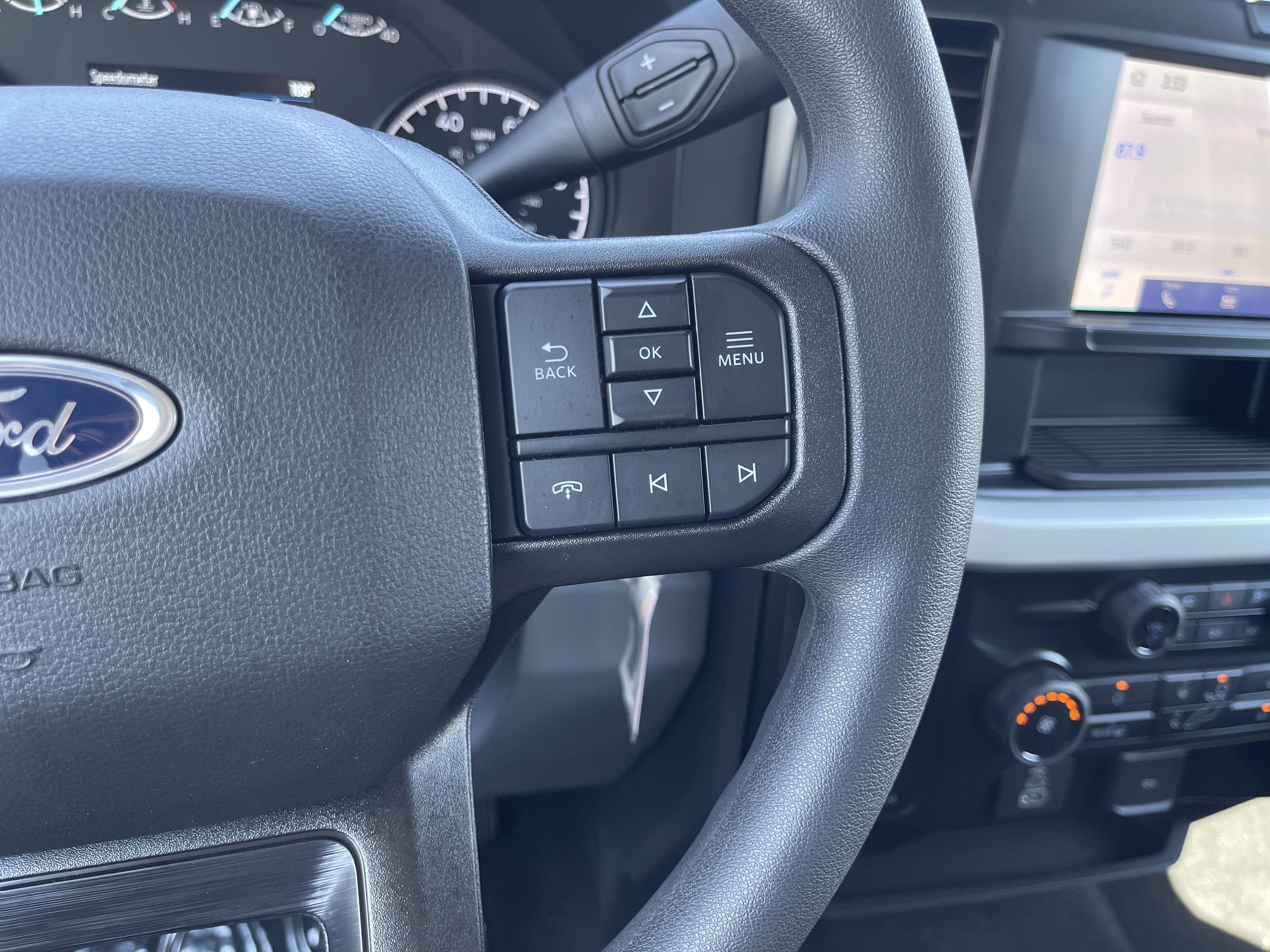 2026 Ford Super Duty F-350 DRW XLT
