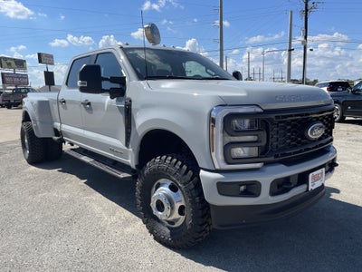 2026 Ford Super Duty F-350 DRW XLT