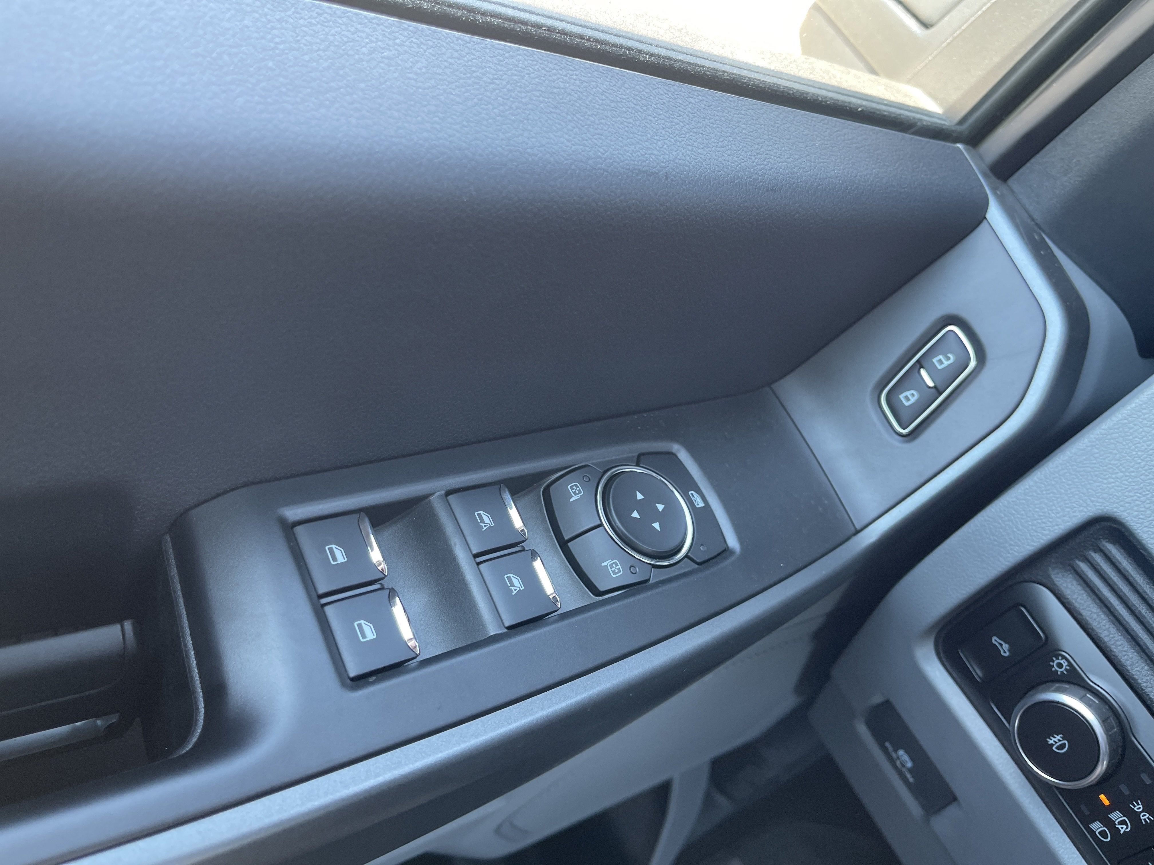 2026 Ford Super Duty F-350 DRW XLT