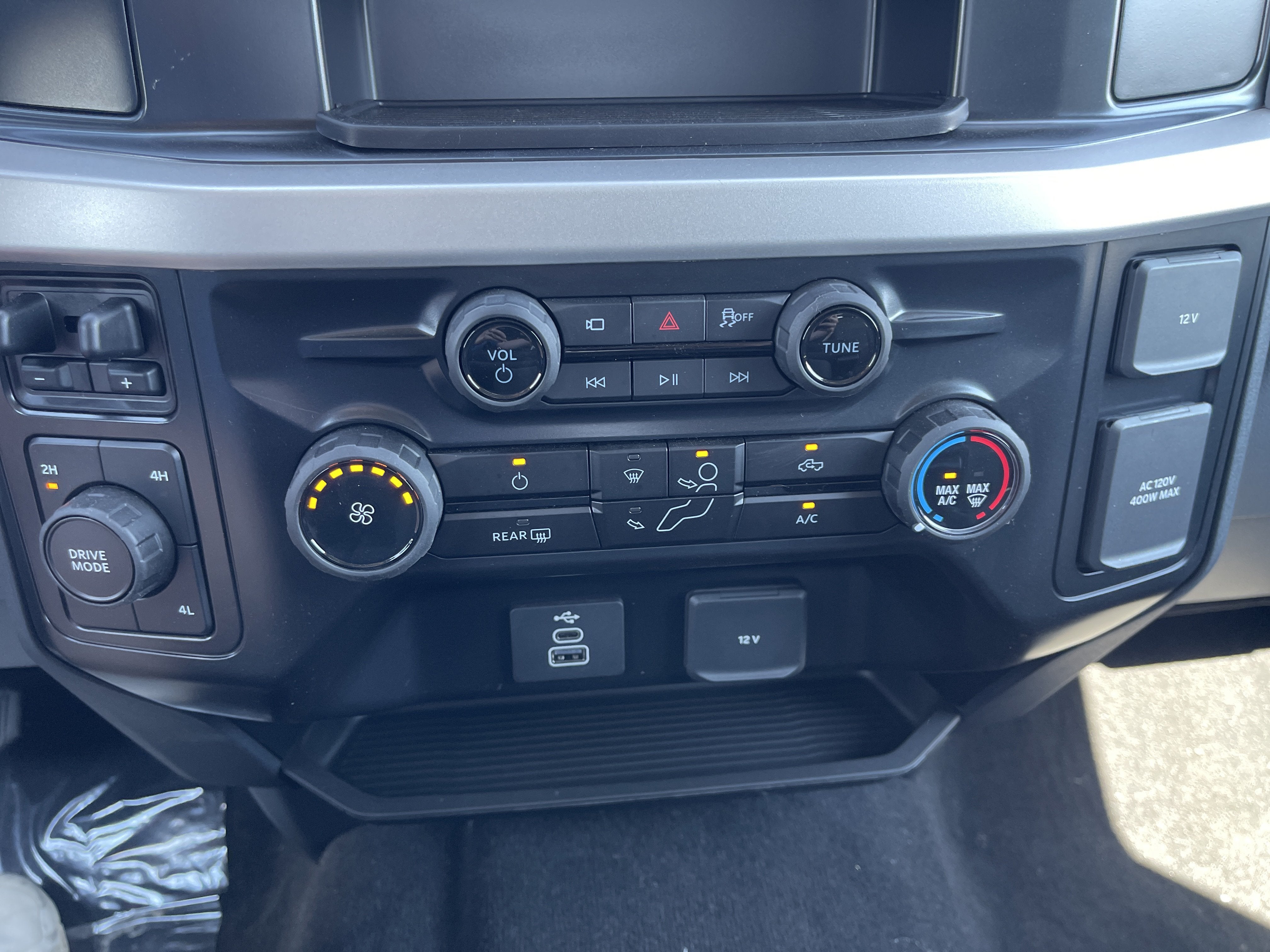 2026 Ford Super Duty F-350 DRW XLT