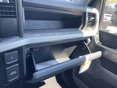 2026 Ford Super Duty F-350 DRW XLT