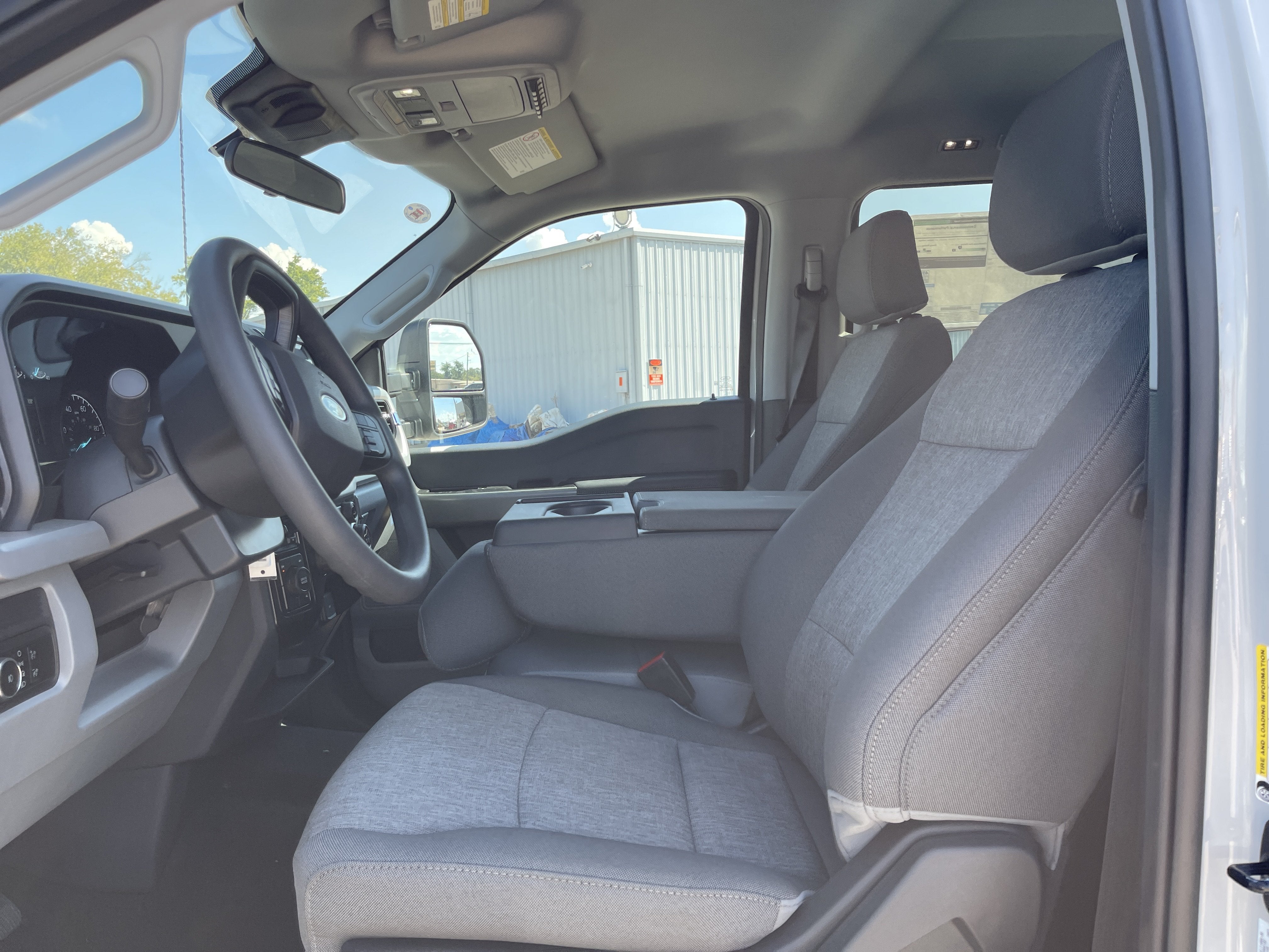 2026 Ford Super Duty F-350 DRW XLT