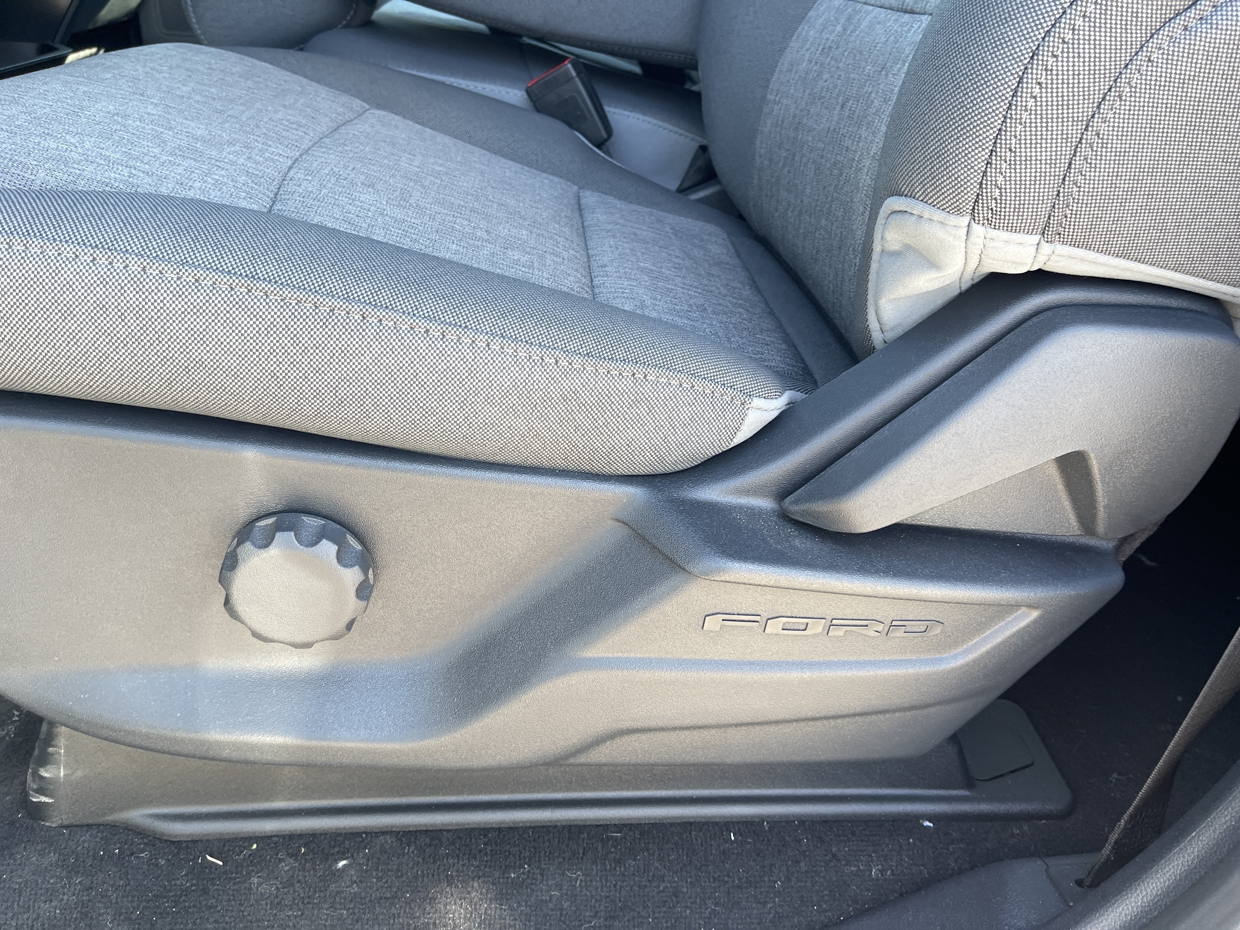 2026 Ford Super Duty F-350 DRW XLT