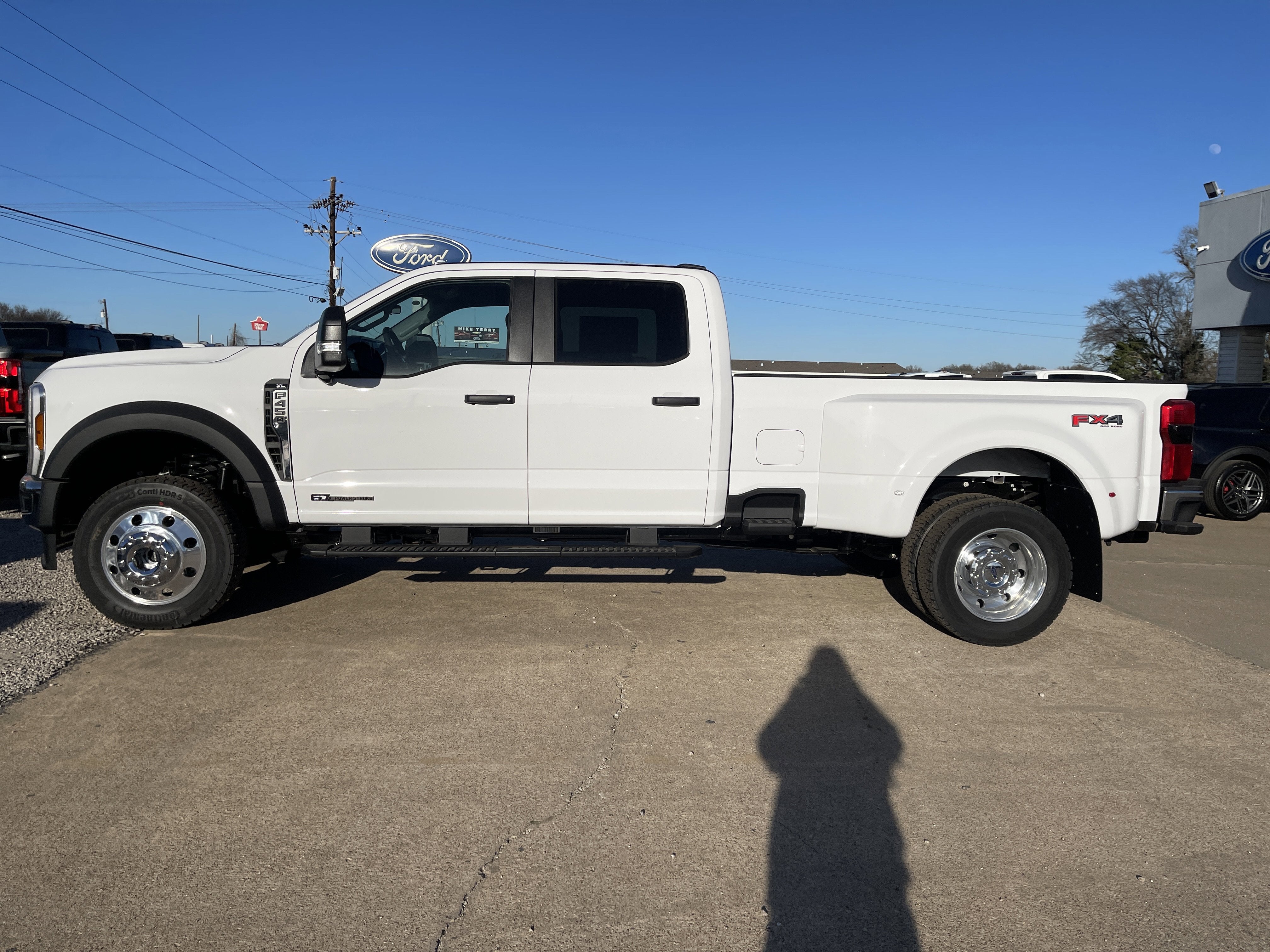 2026 Ford Super Duty F-450 DRW XL