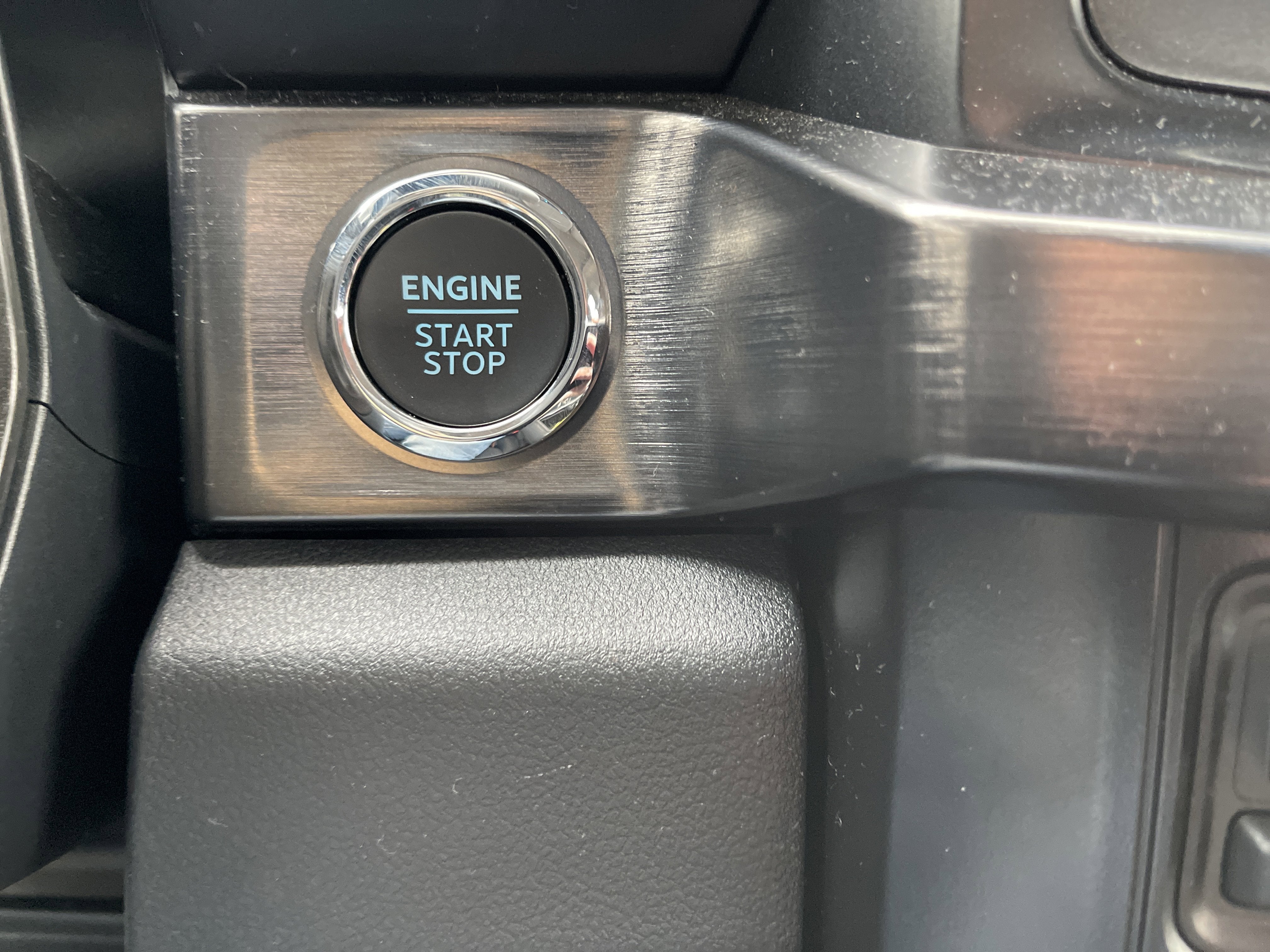 2026 Ford Super Duty F-450 DRW LARIAT