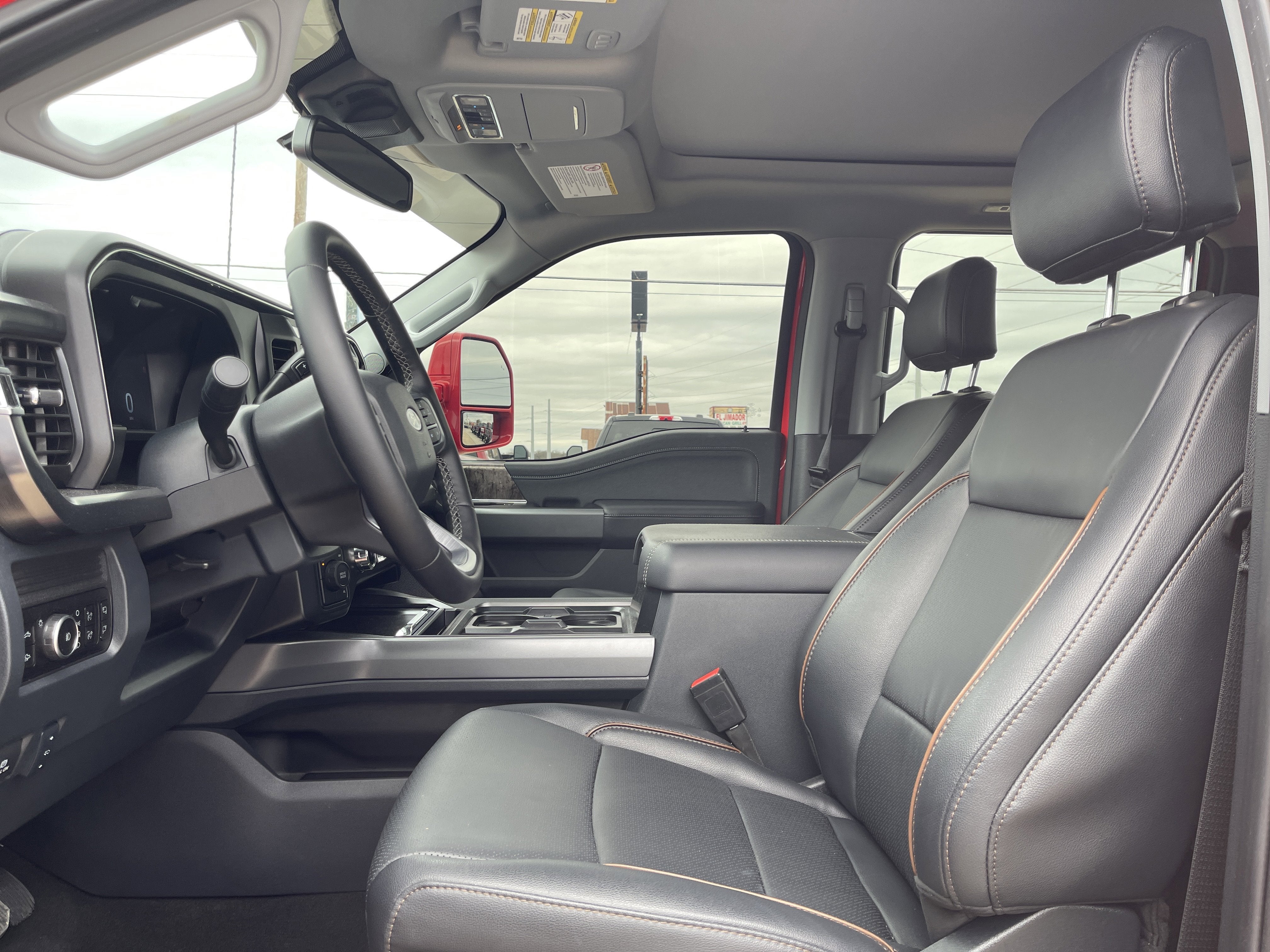 2026 Ford Super Duty F-450 DRW LARIAT