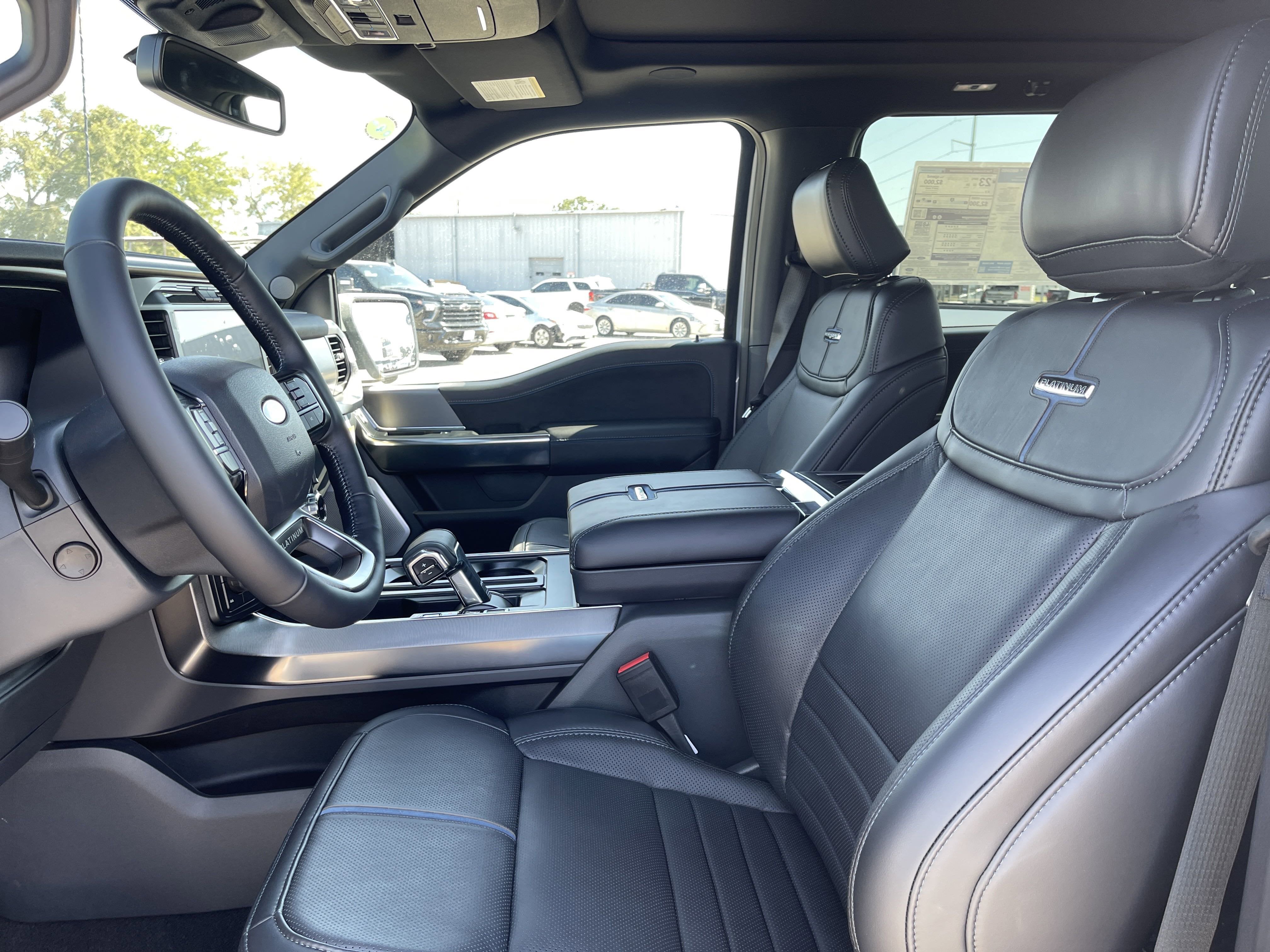 2025 Ford F-150 Platinum