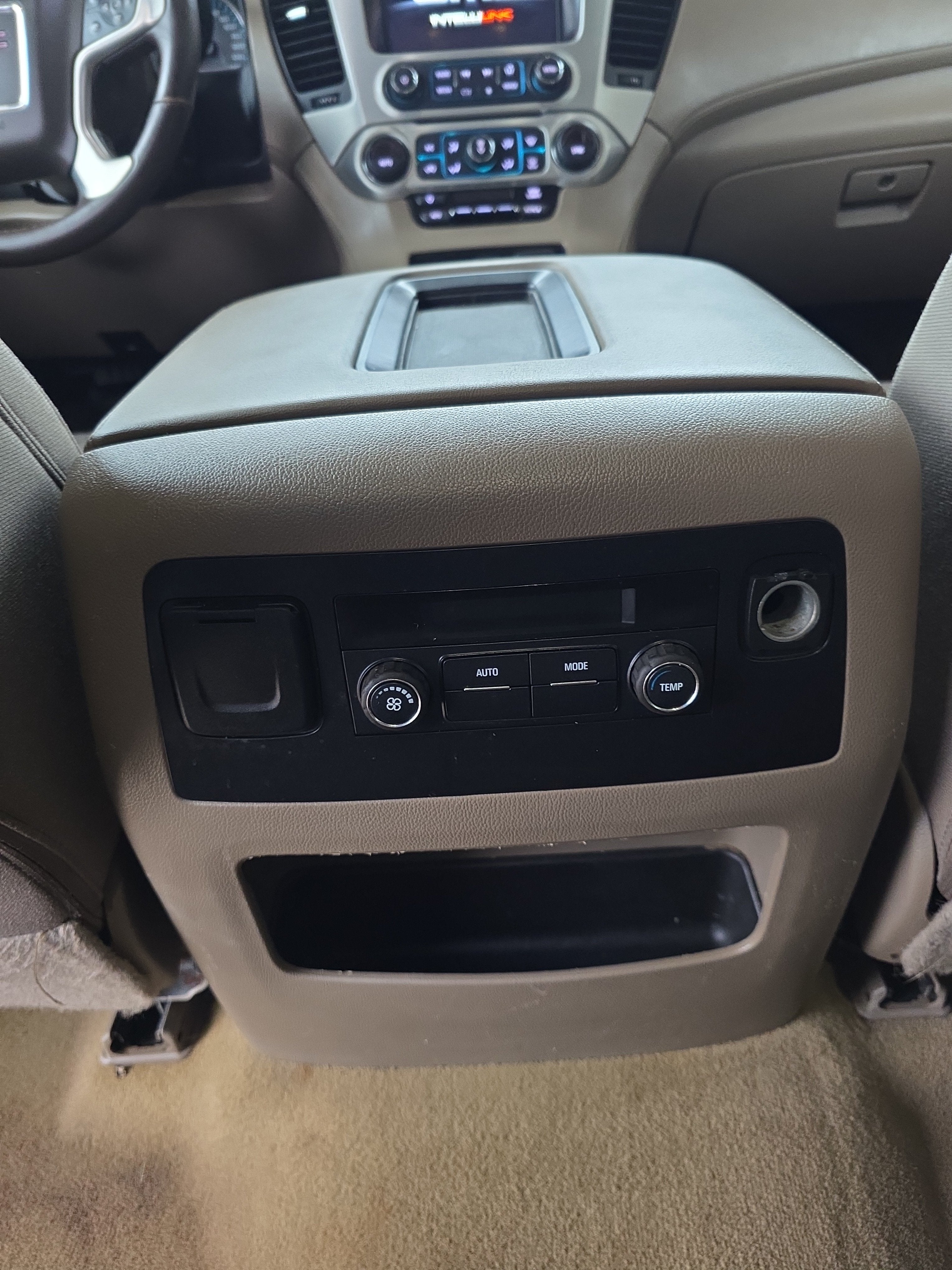 2017 GMC Yukon SLE