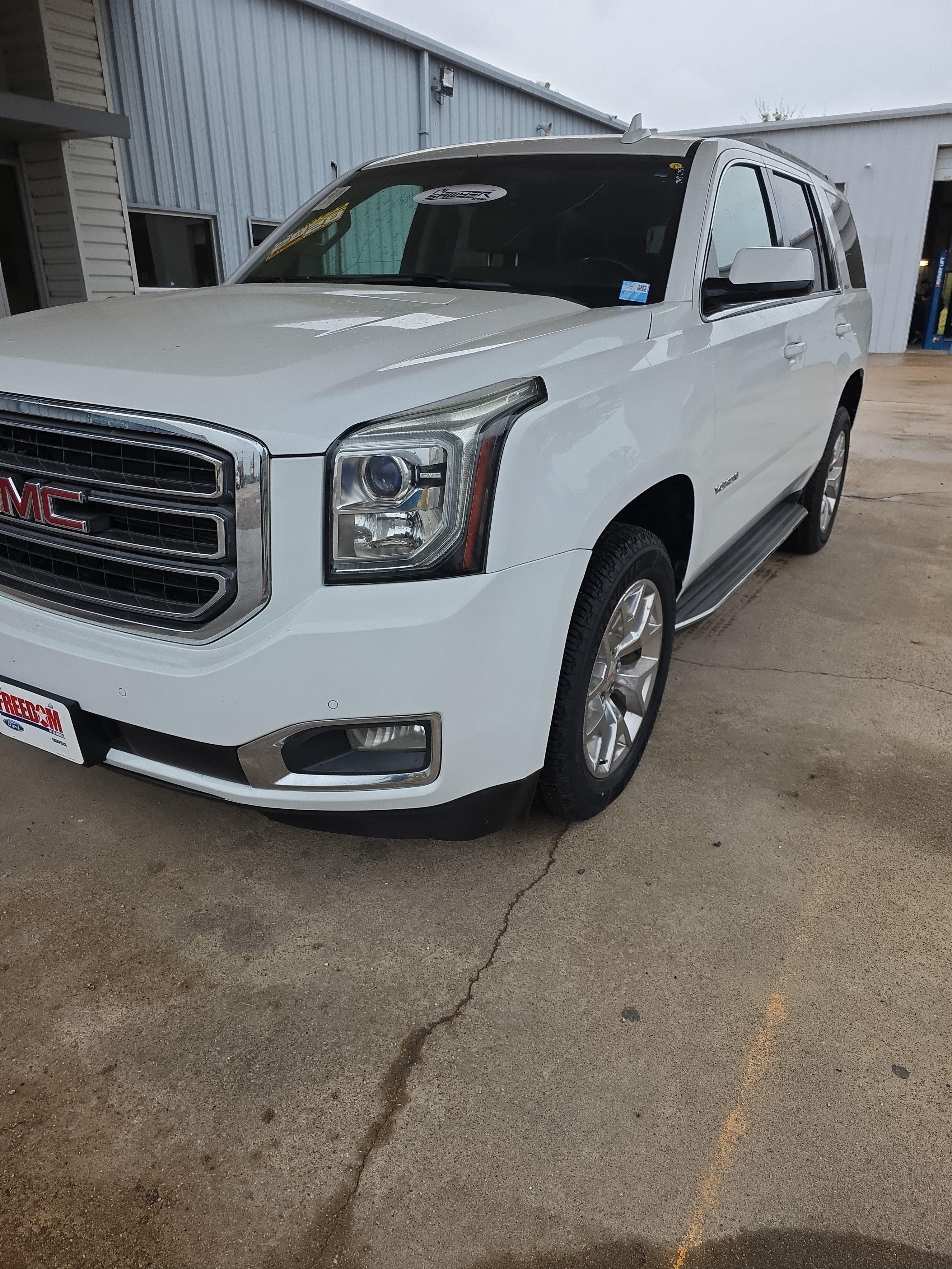 2017 GMC Yukon SLE