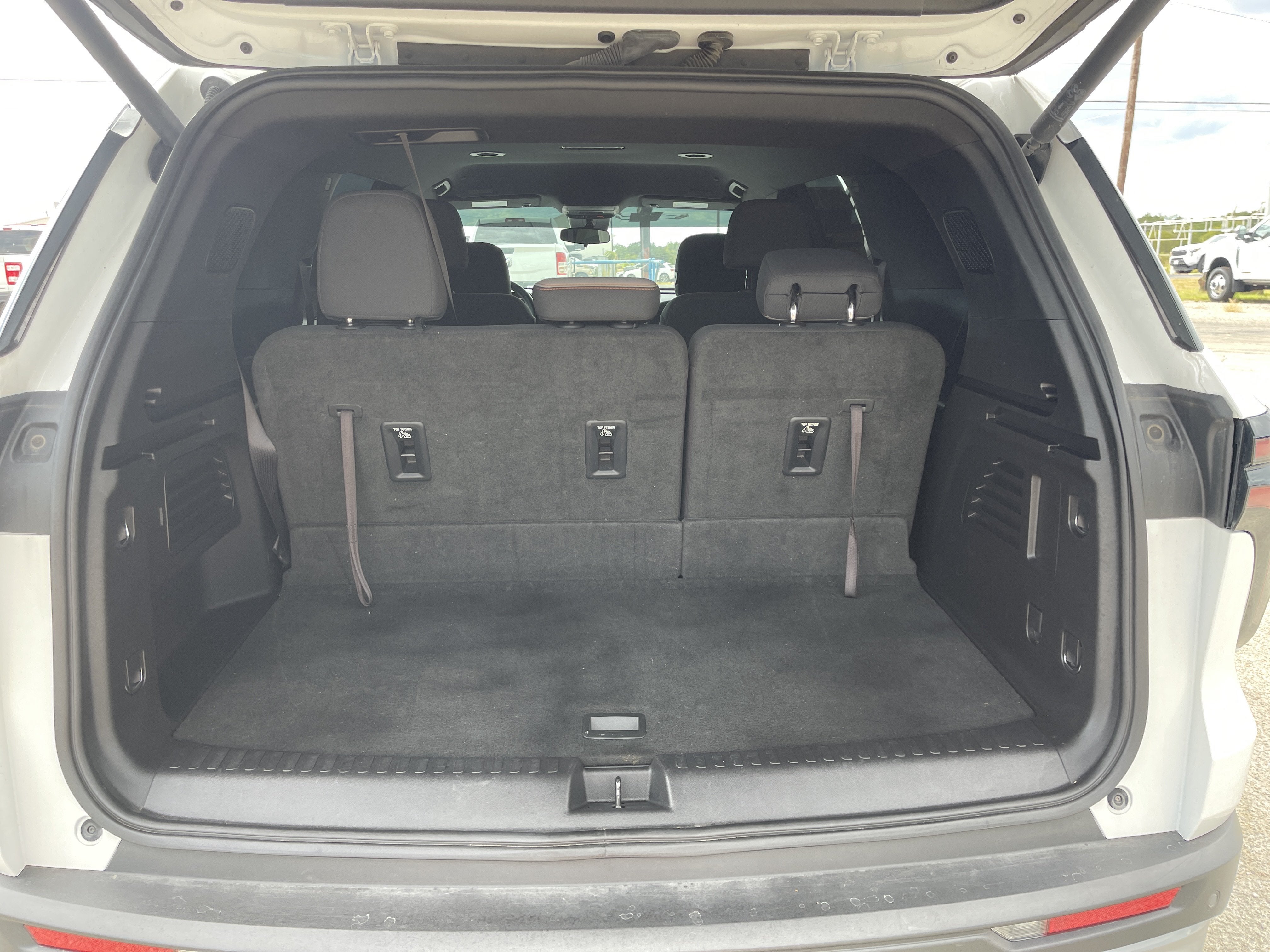 2024 Chevrolet Traverse FWD LT