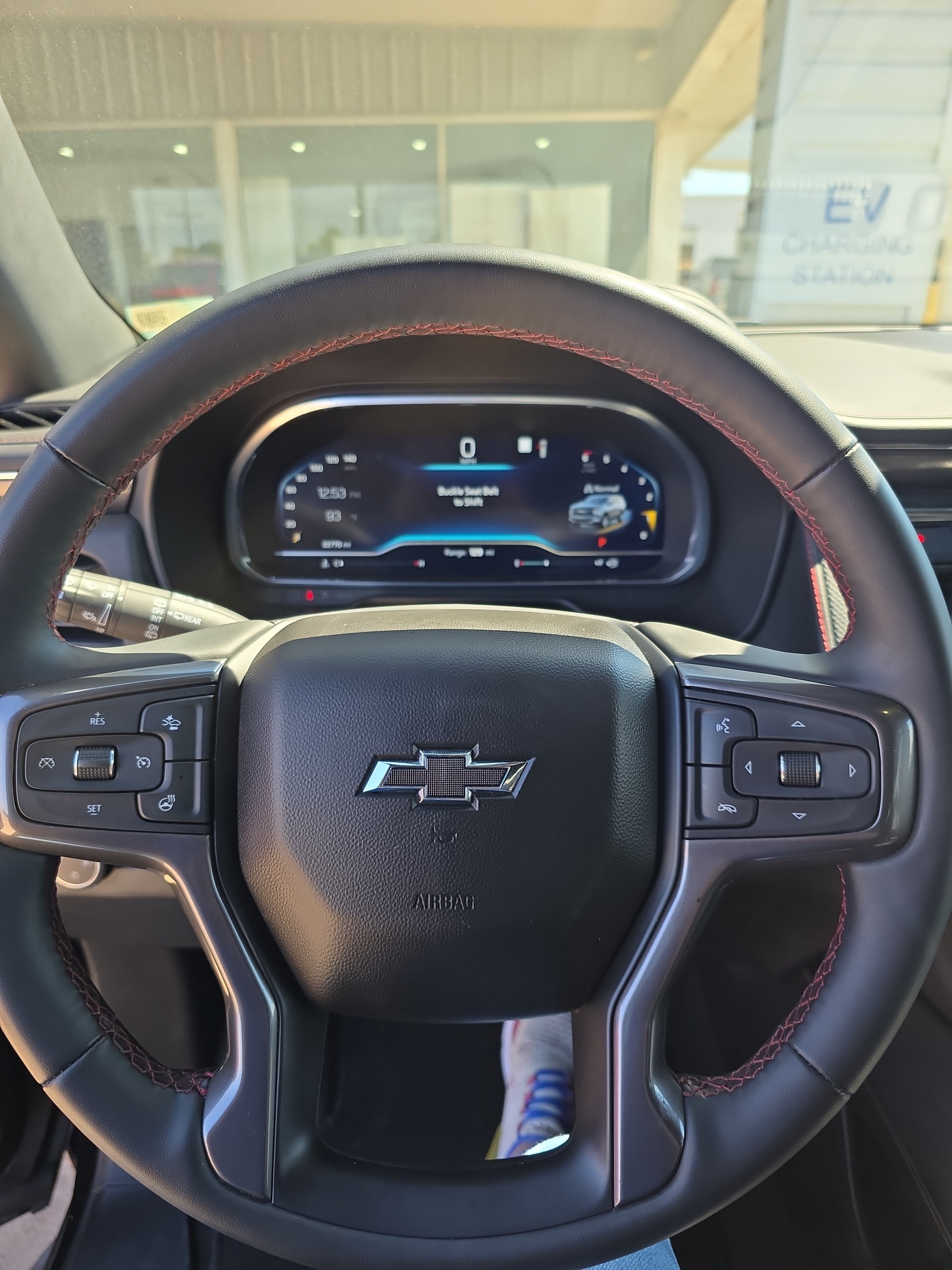 2023 Chevrolet Suburban RST