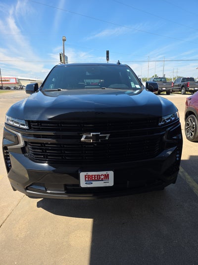 2023 Chevrolet Suburban RST