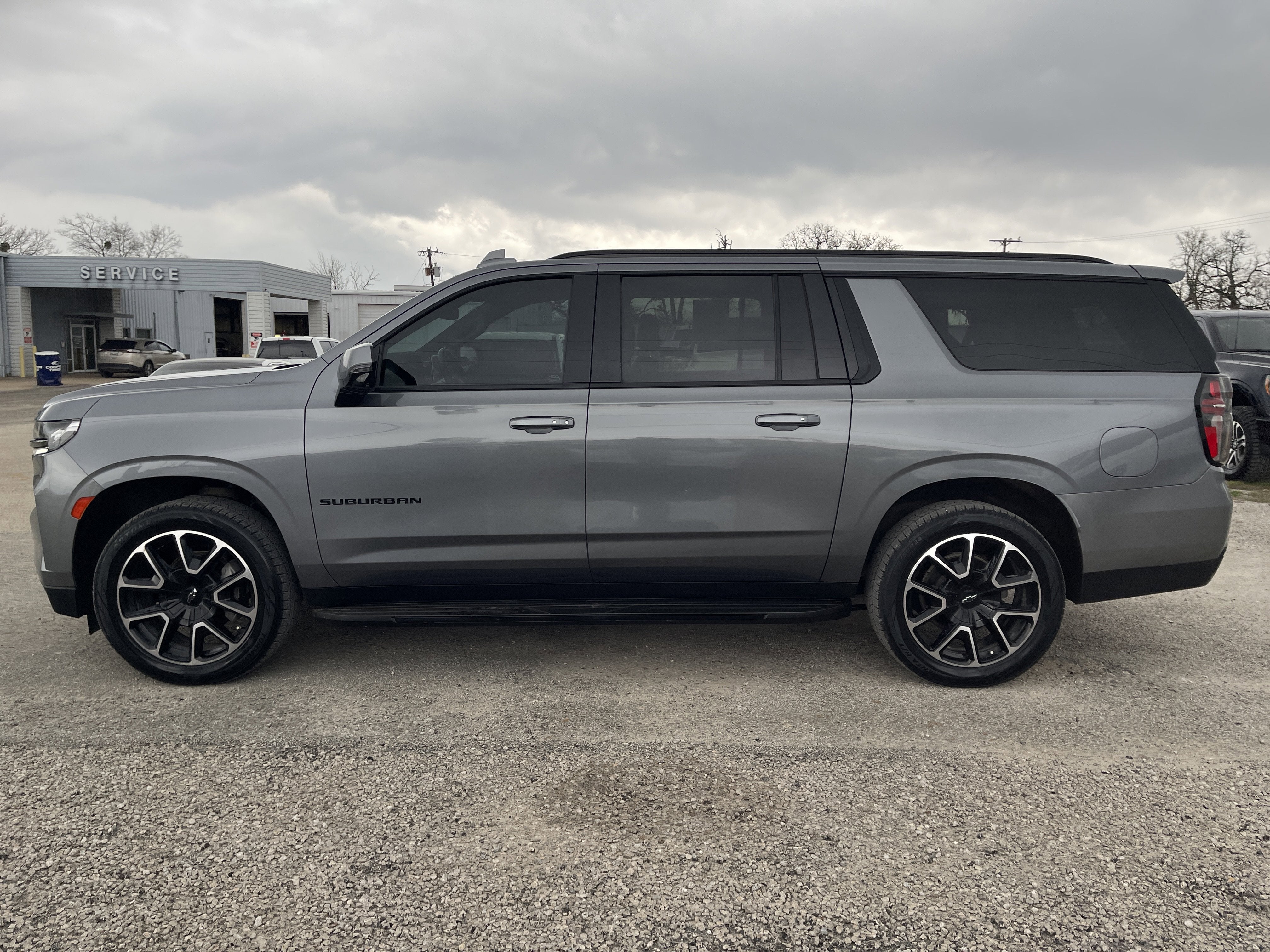 2022 Chevrolet Suburban RST