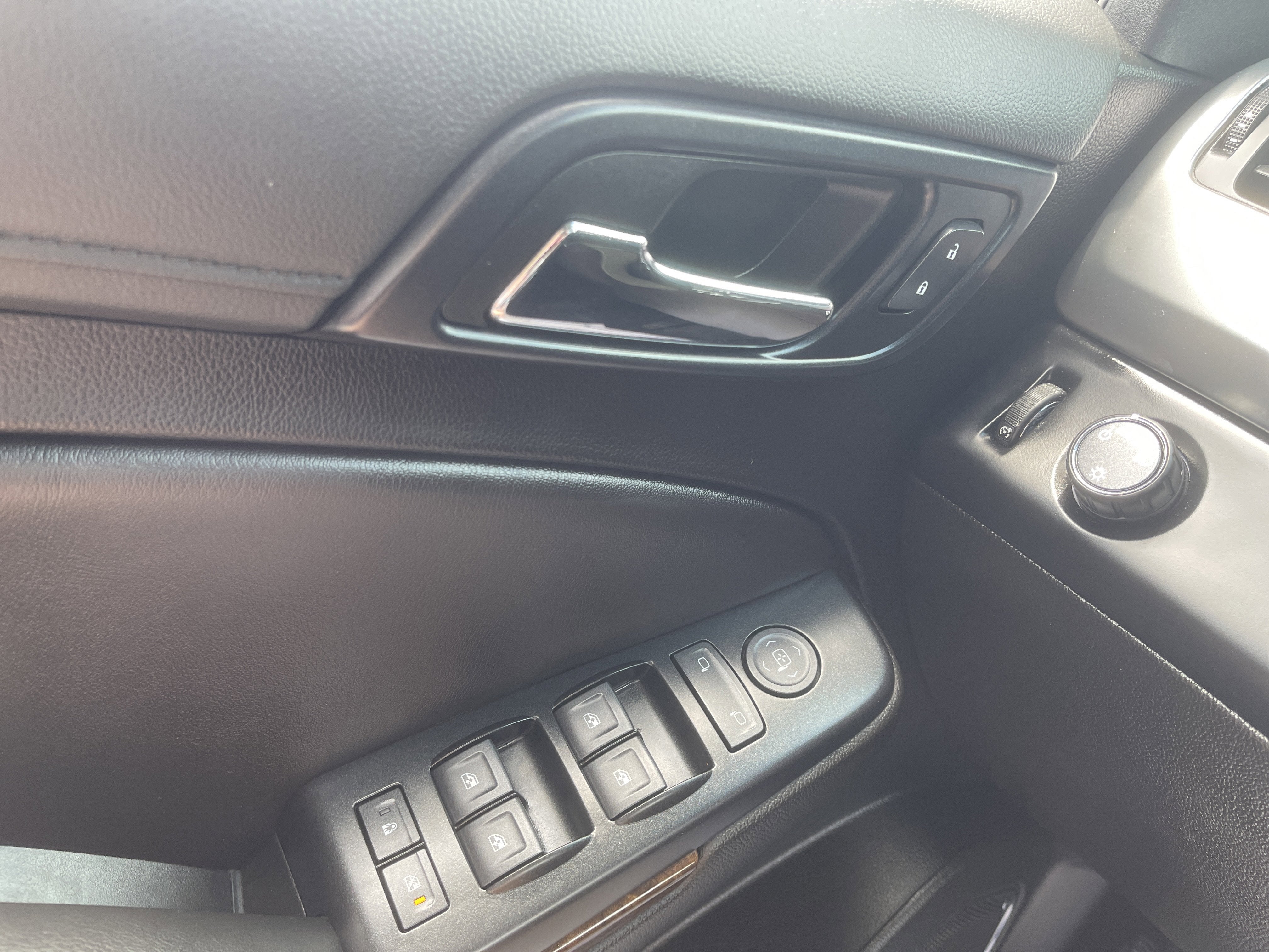 2019 Chevrolet Suburban LS