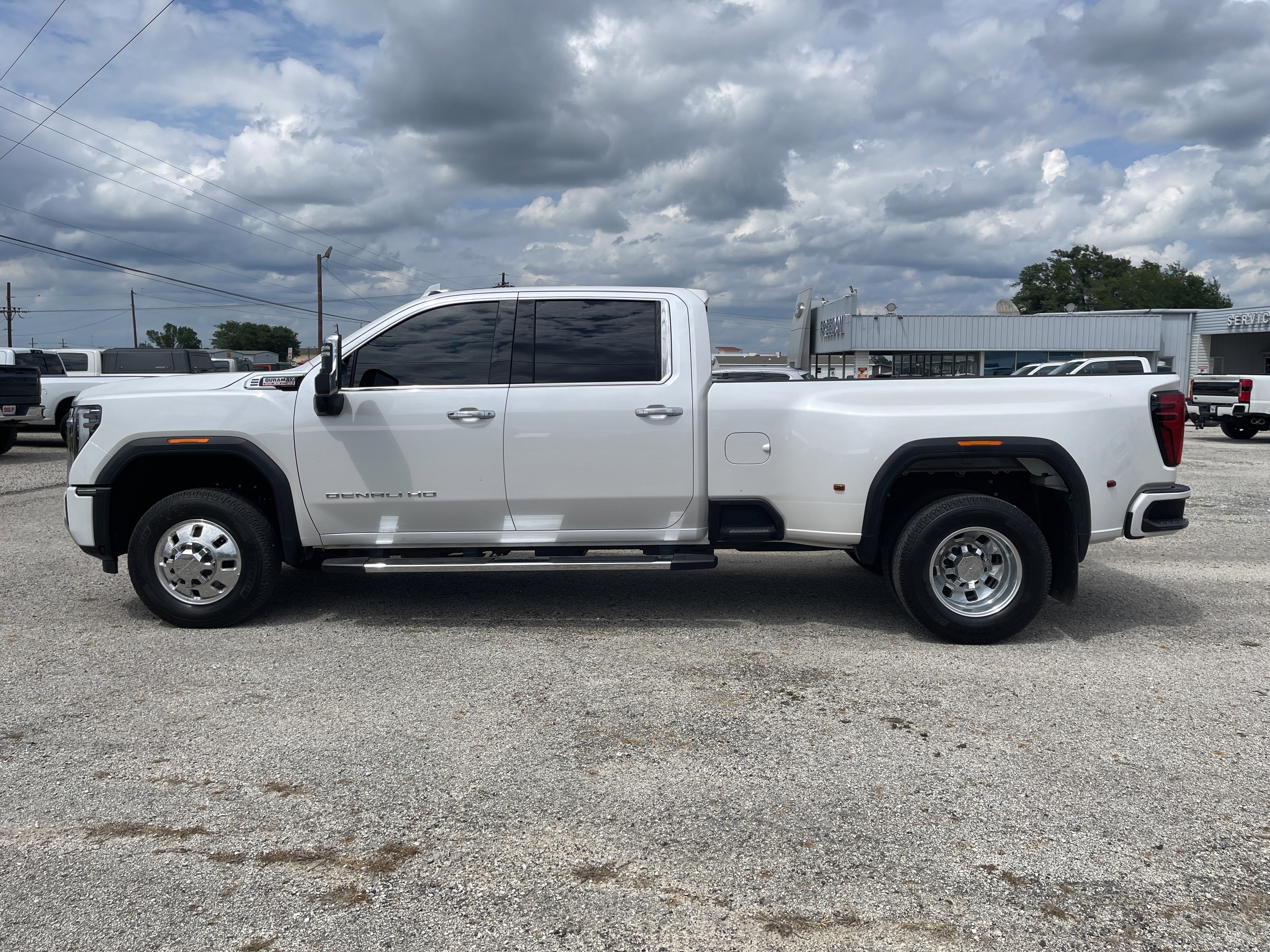 2025 GMC Sierra 3500HD Denali