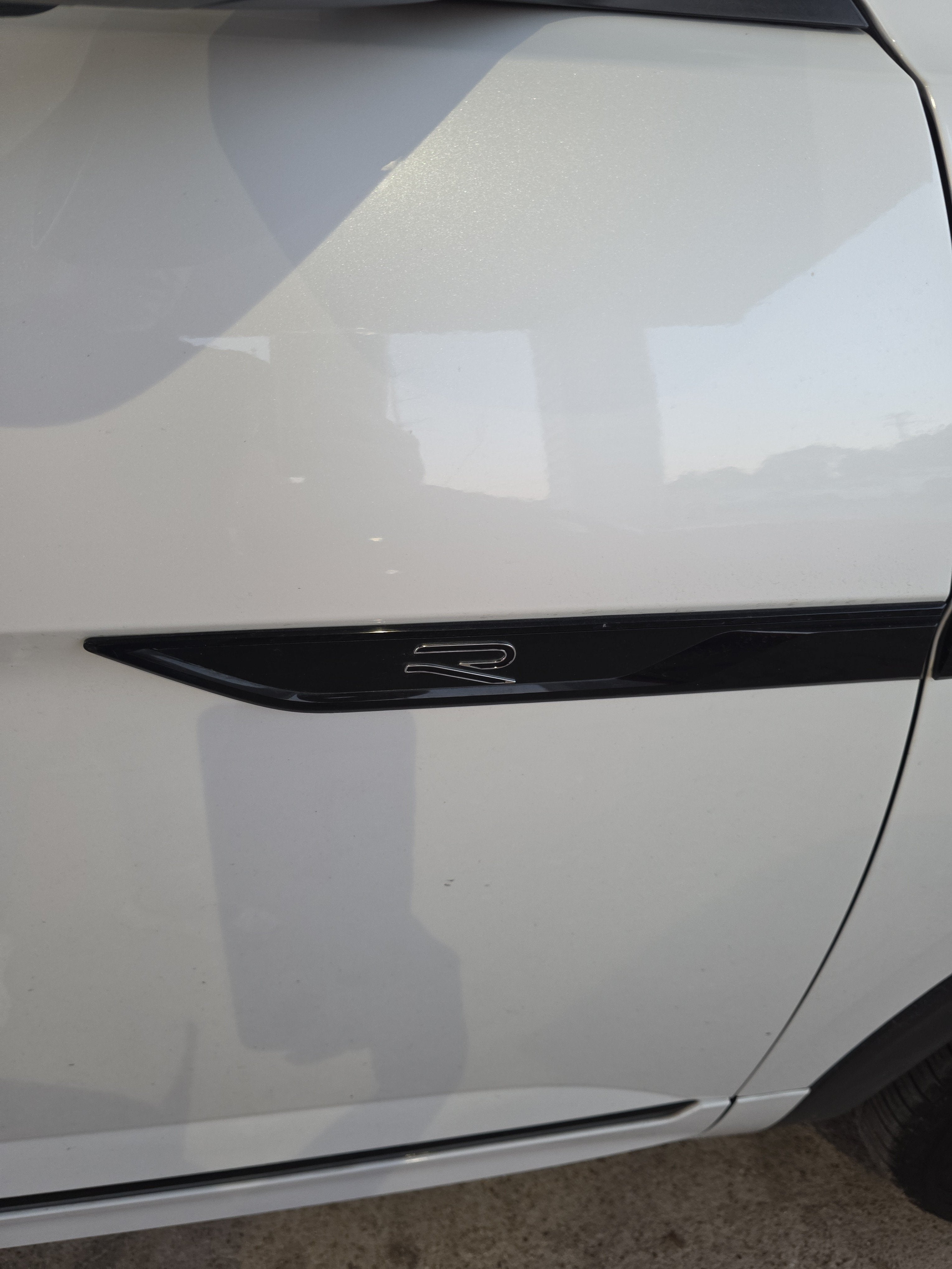 2023 Volkswagen Atlas 3.6L V6 SEL R-Line Black