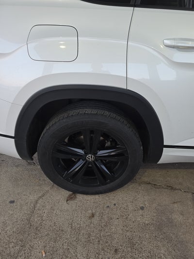 2023 Volkswagen Atlas 3.6L V6 SEL R-Line Black