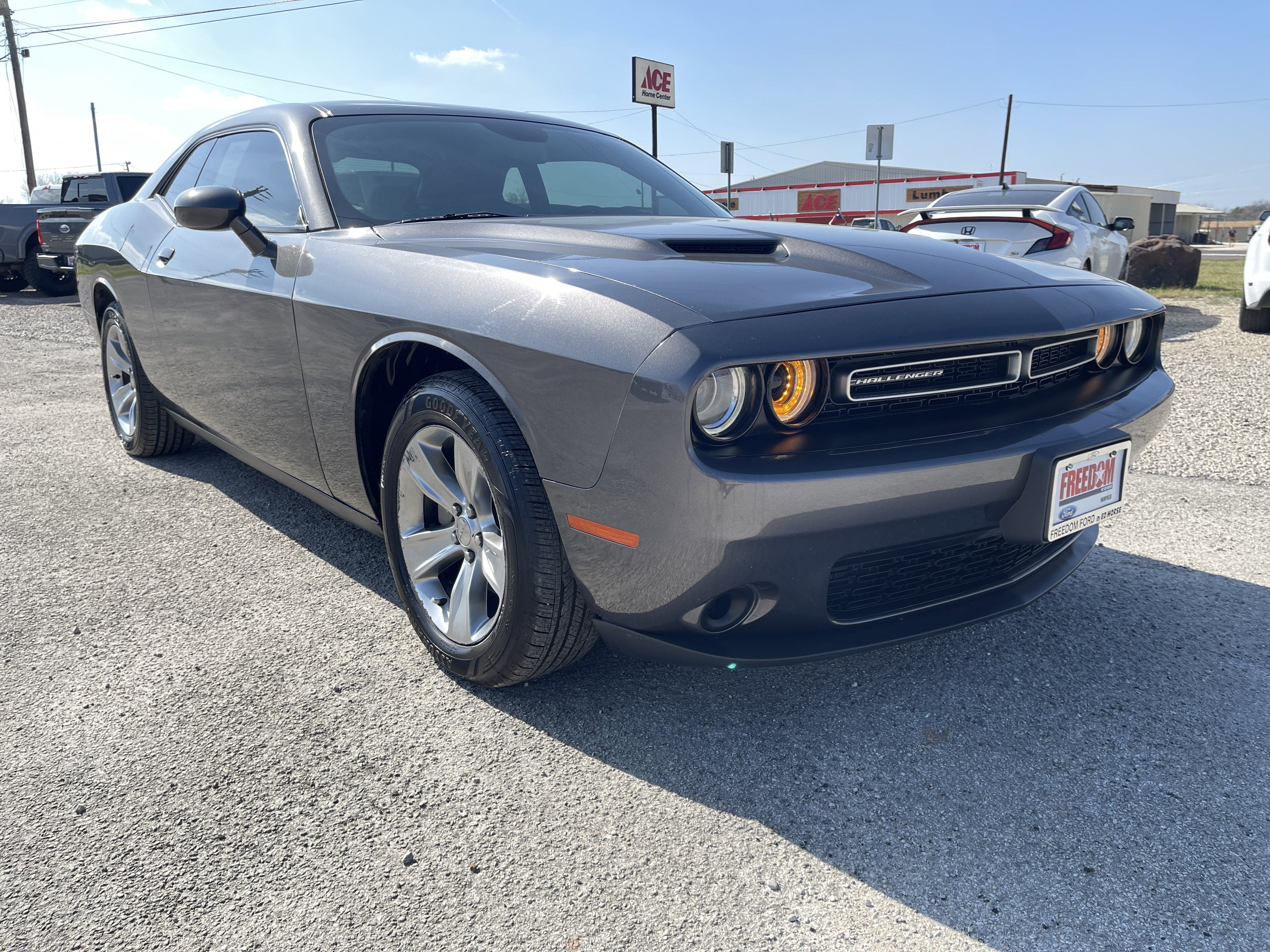 2021 Dodge Challenger SXT