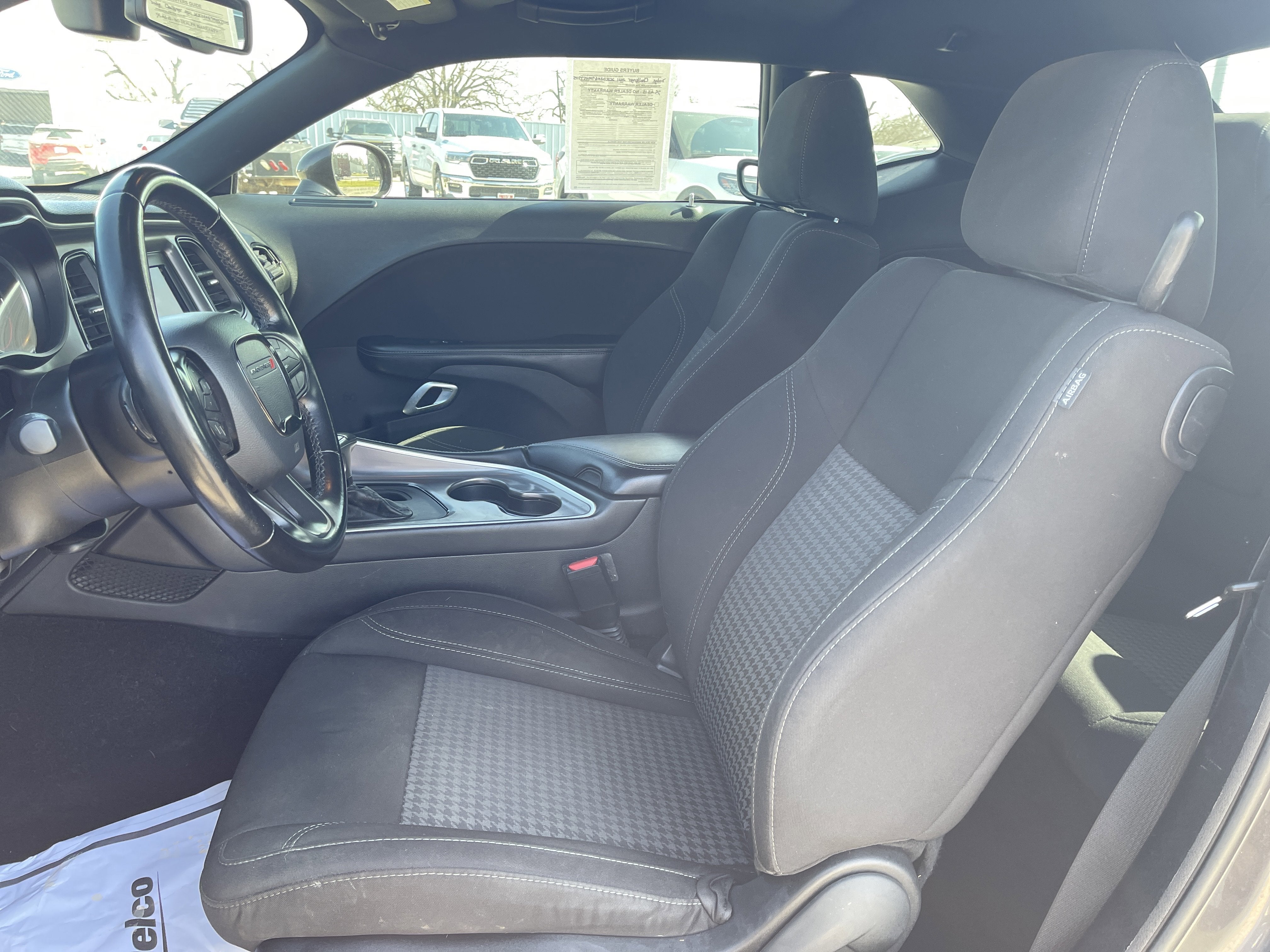 2021 Dodge Challenger SXT