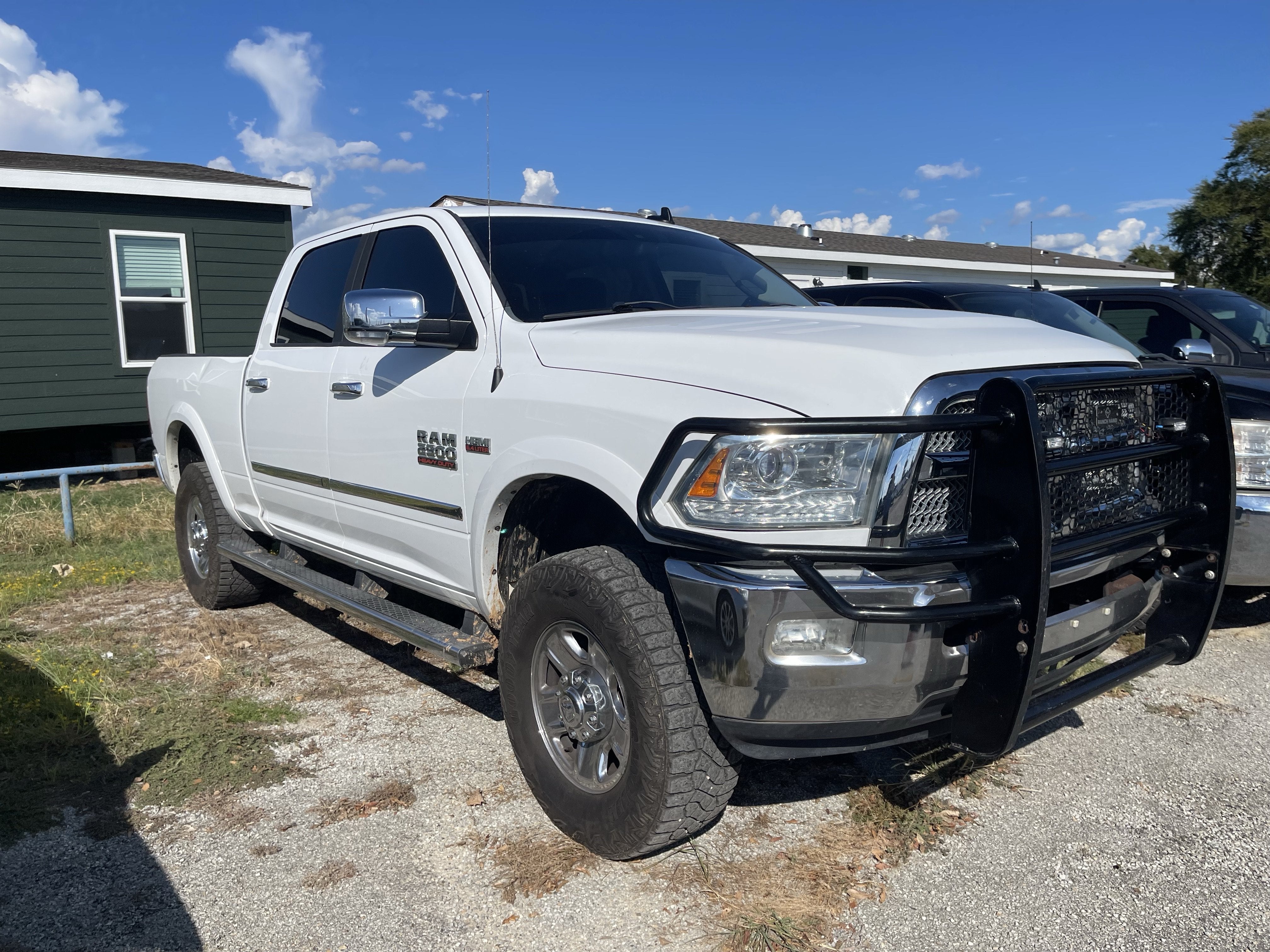 3C6UR5GJ8EG206356