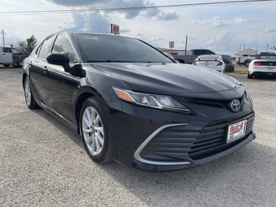 2022 Toyota Camry LE