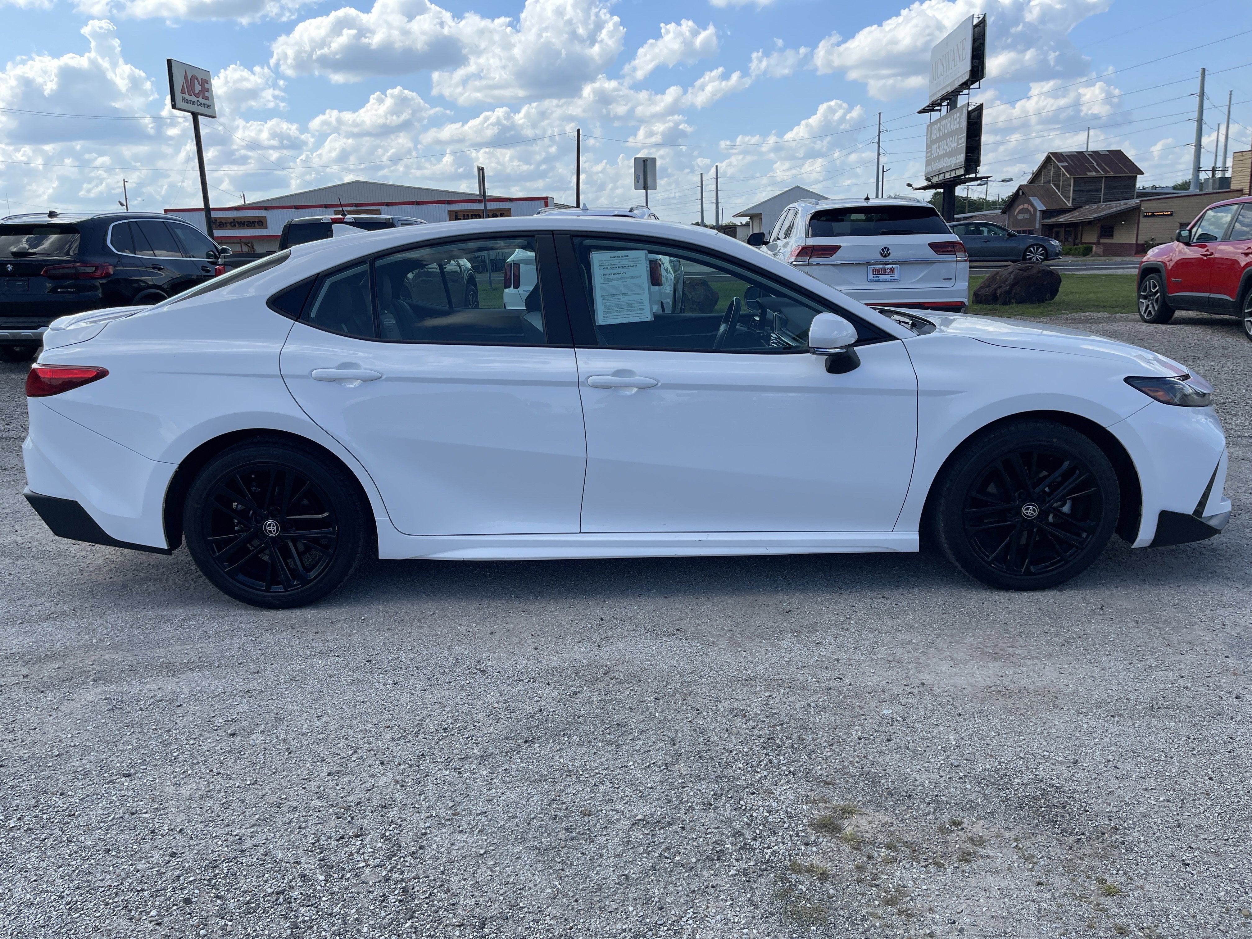 2025 Toyota Camry SE