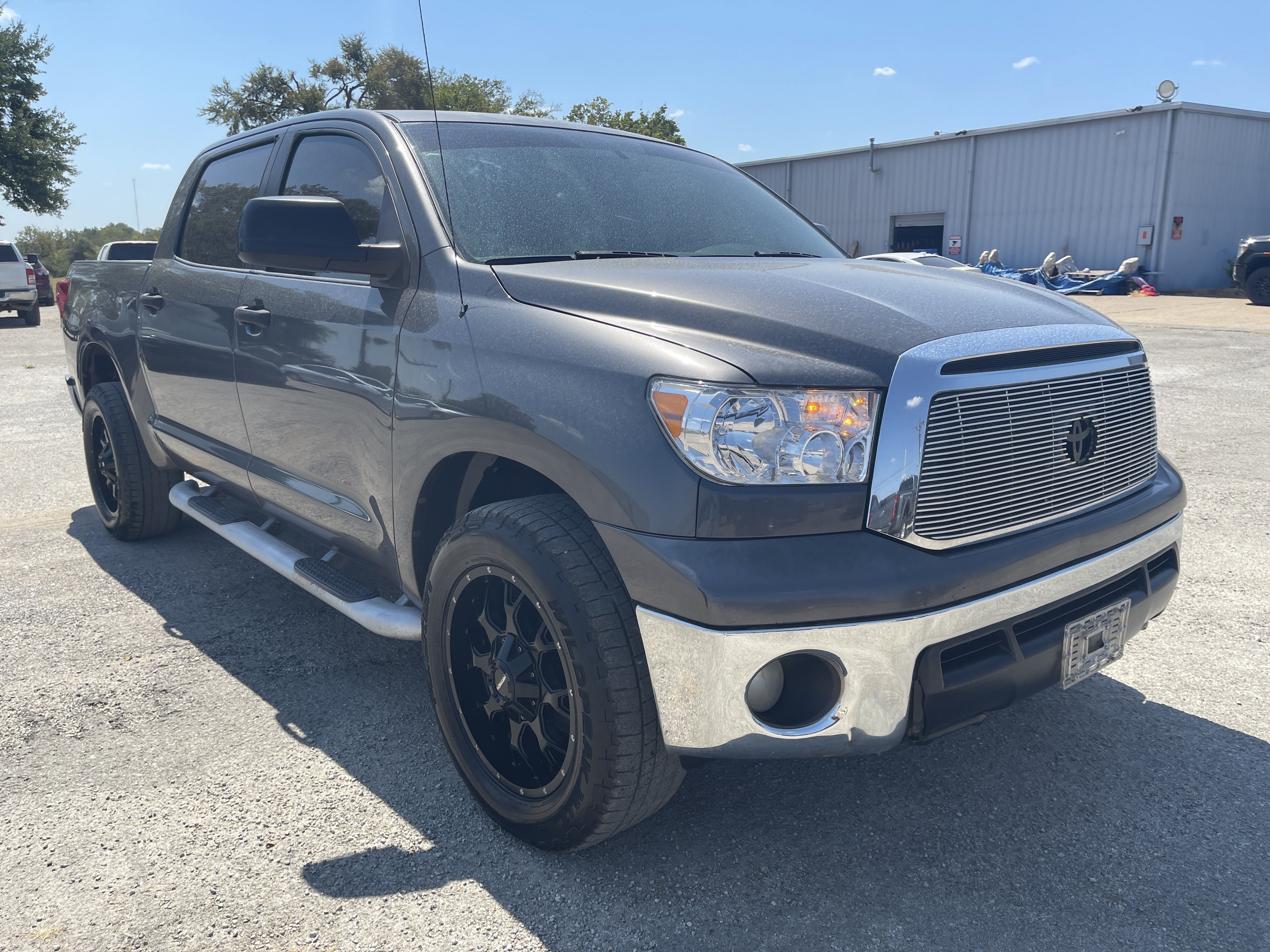 Used 2011 Toyota Tundra Tundra Grade with VIN 5TFEM5F16BX021498 for sale in Fairfield, TX