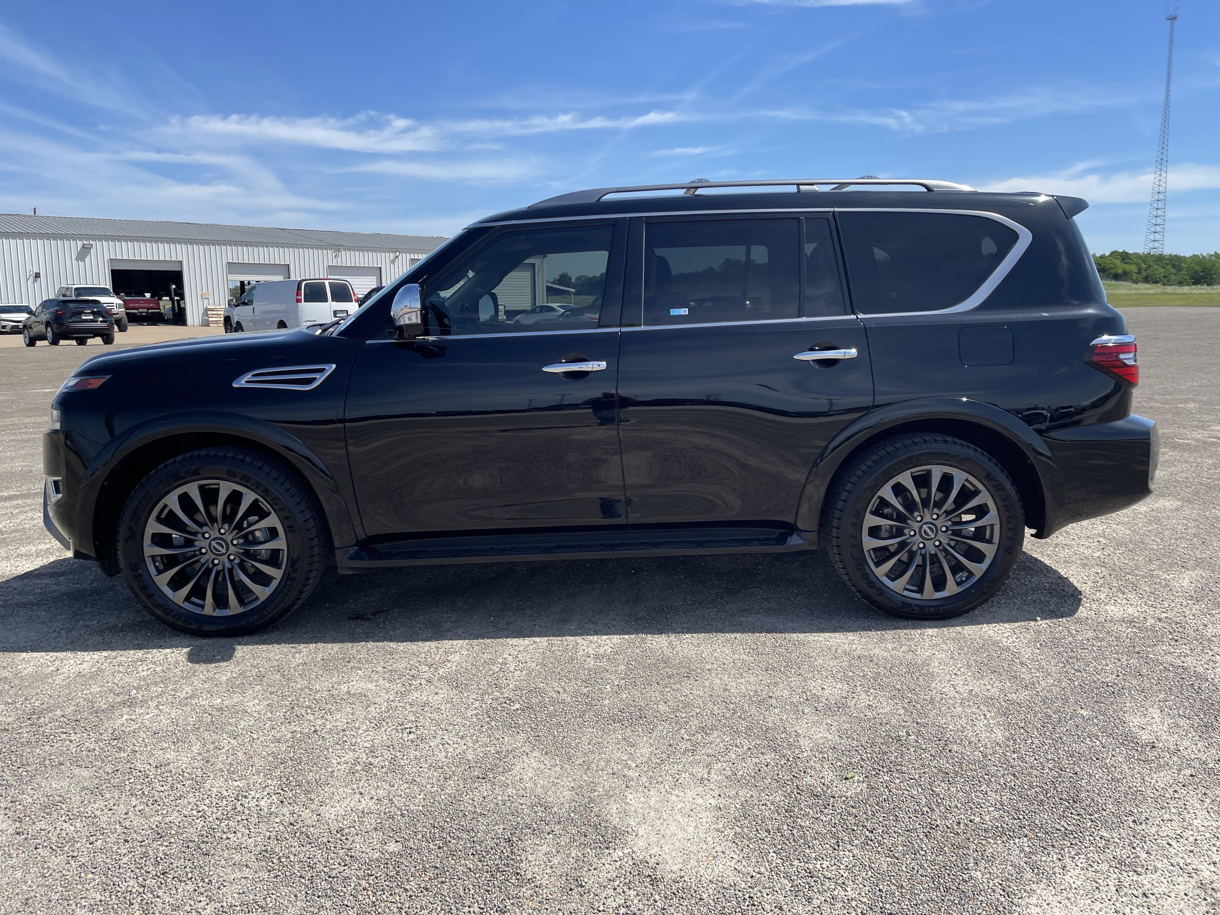 2024 Nissan Armada Platinum