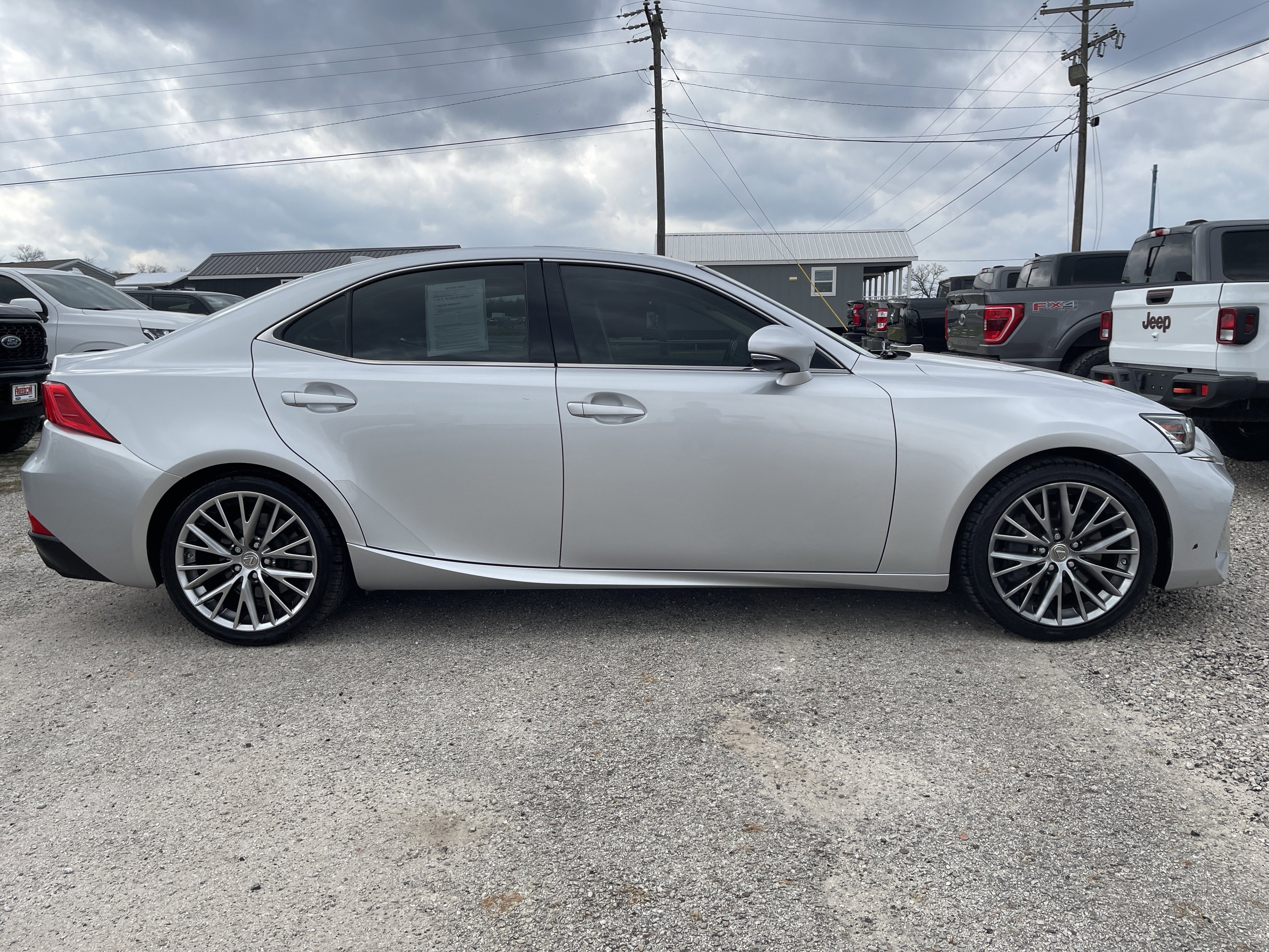 2017 Lexus IS 200t