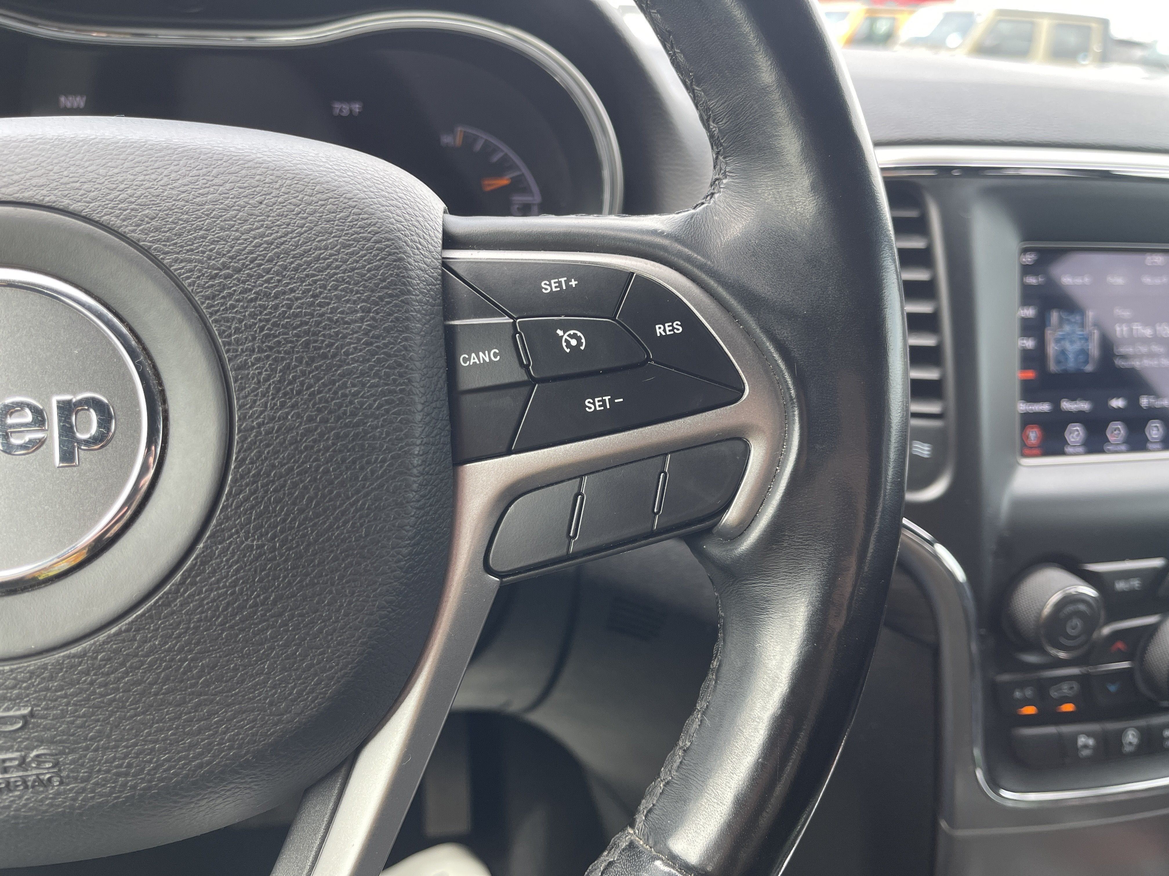 2020 Jeep Grand Cherokee Laredo E