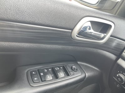 2020 Jeep Grand Cherokee Laredo E