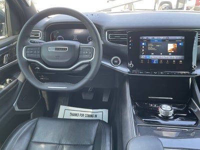 2023 Jeep Wagoneer Base