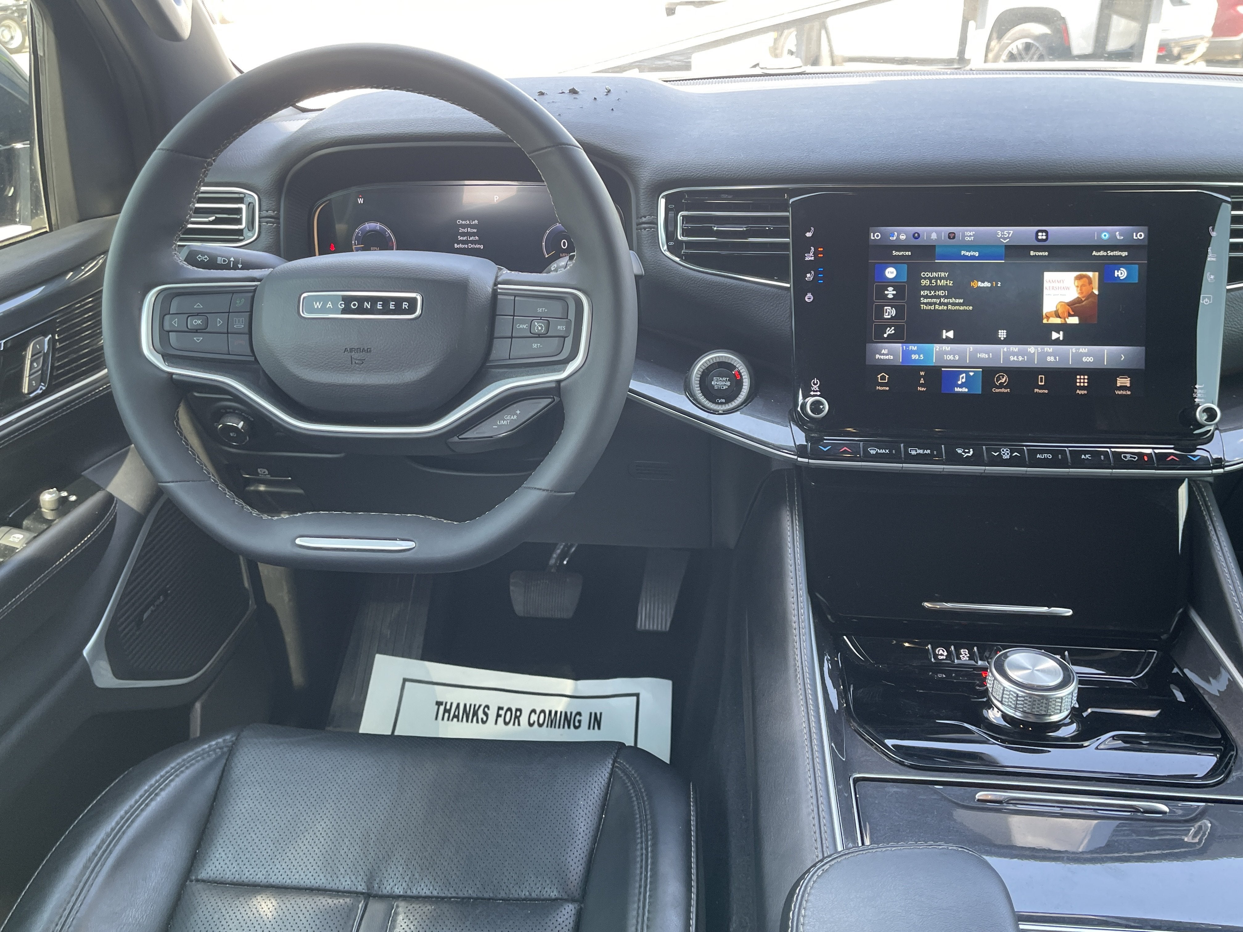 2023 Jeep Wagoneer Base