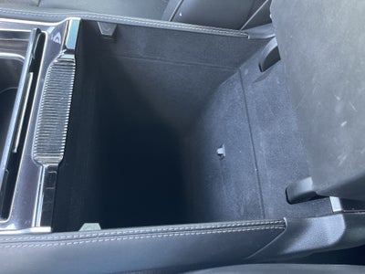 2023 Jeep Wagoneer Base
