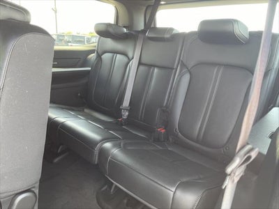 2023 Jeep Wagoneer Base
