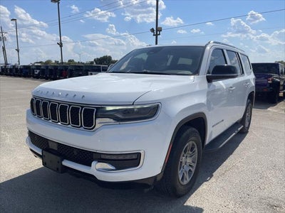 2023 Jeep Wagoneer Base