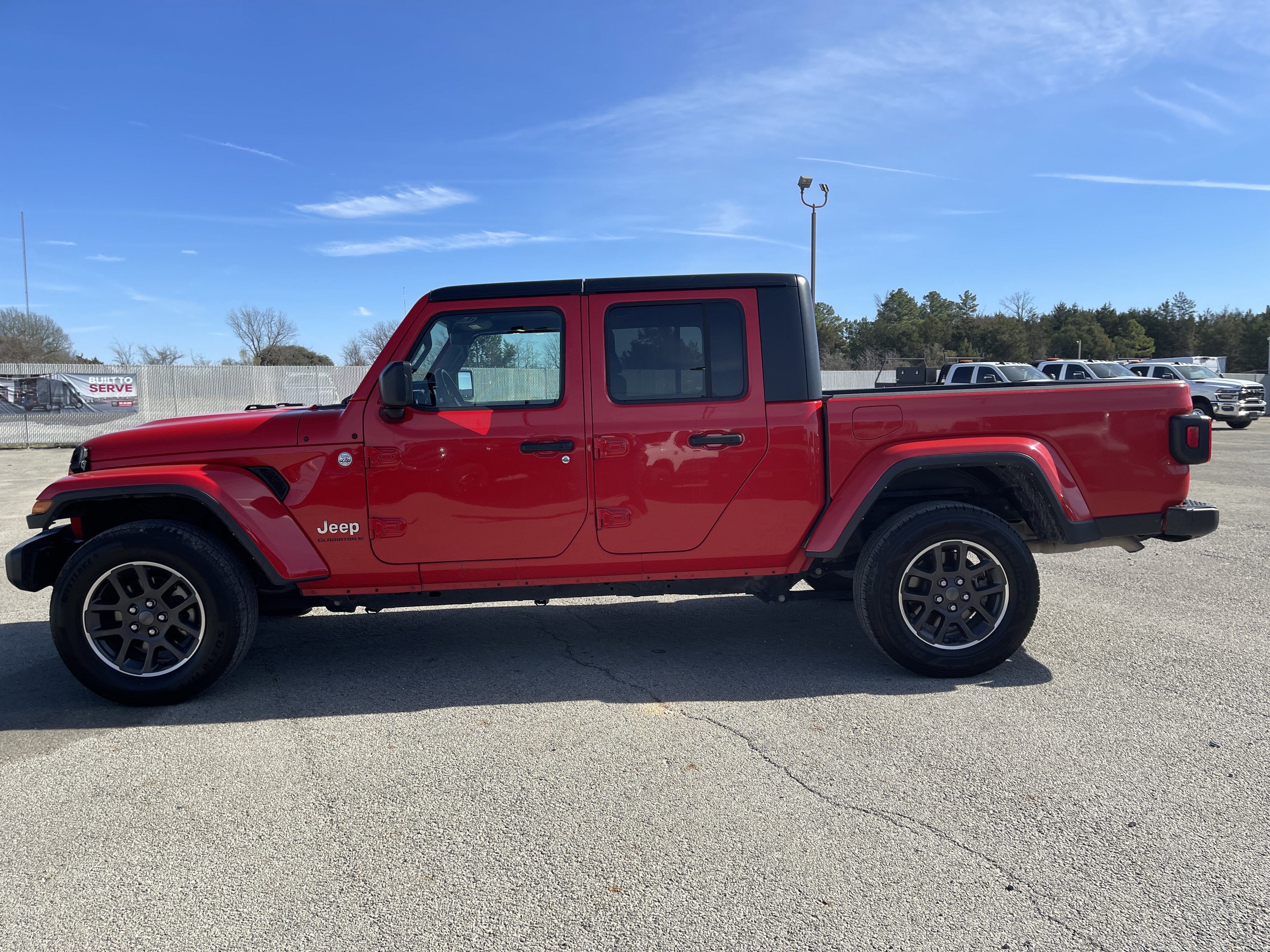 2023 Jeep Gladiator Overland