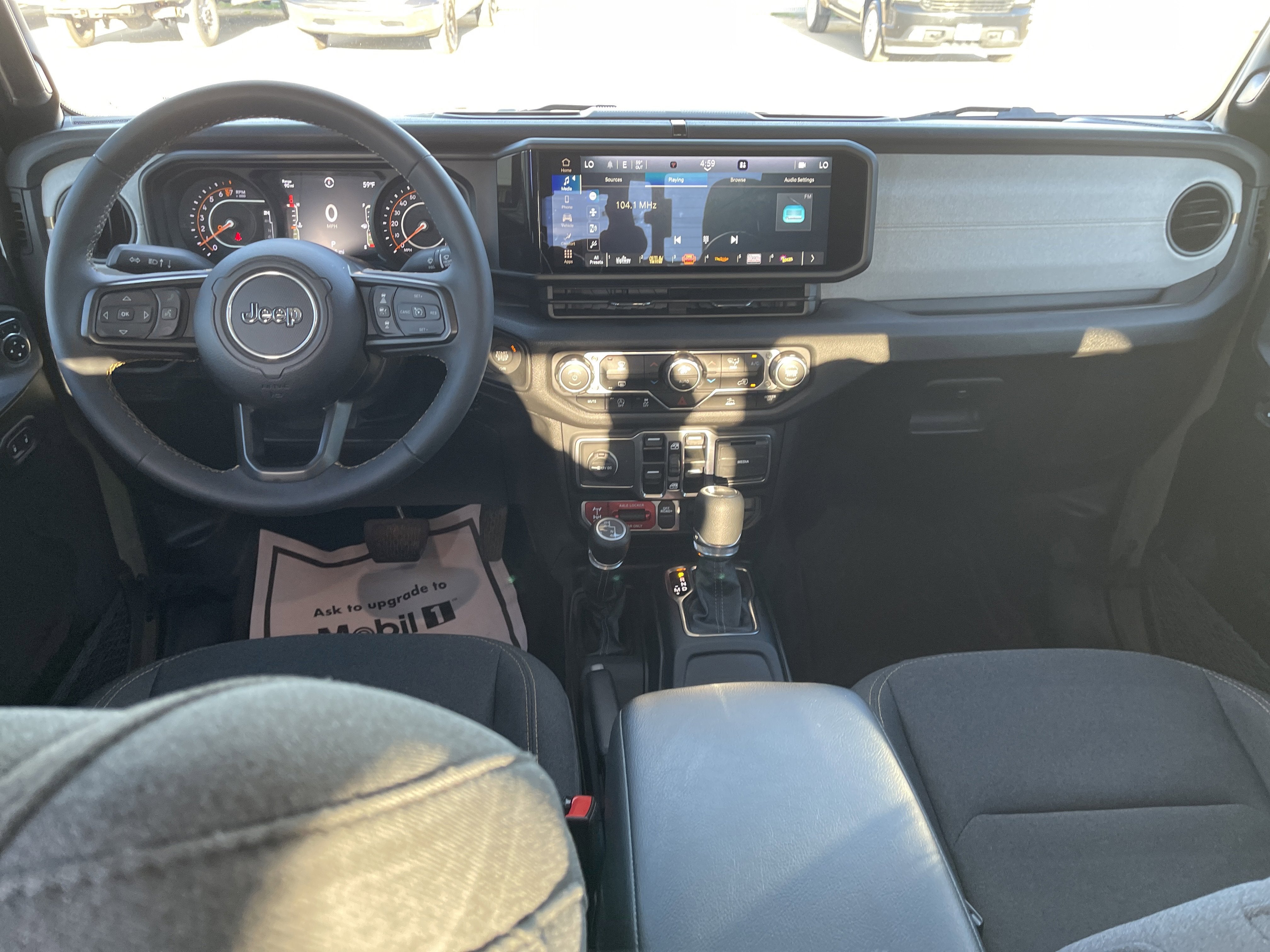 2025 Jeep Gladiator Willys