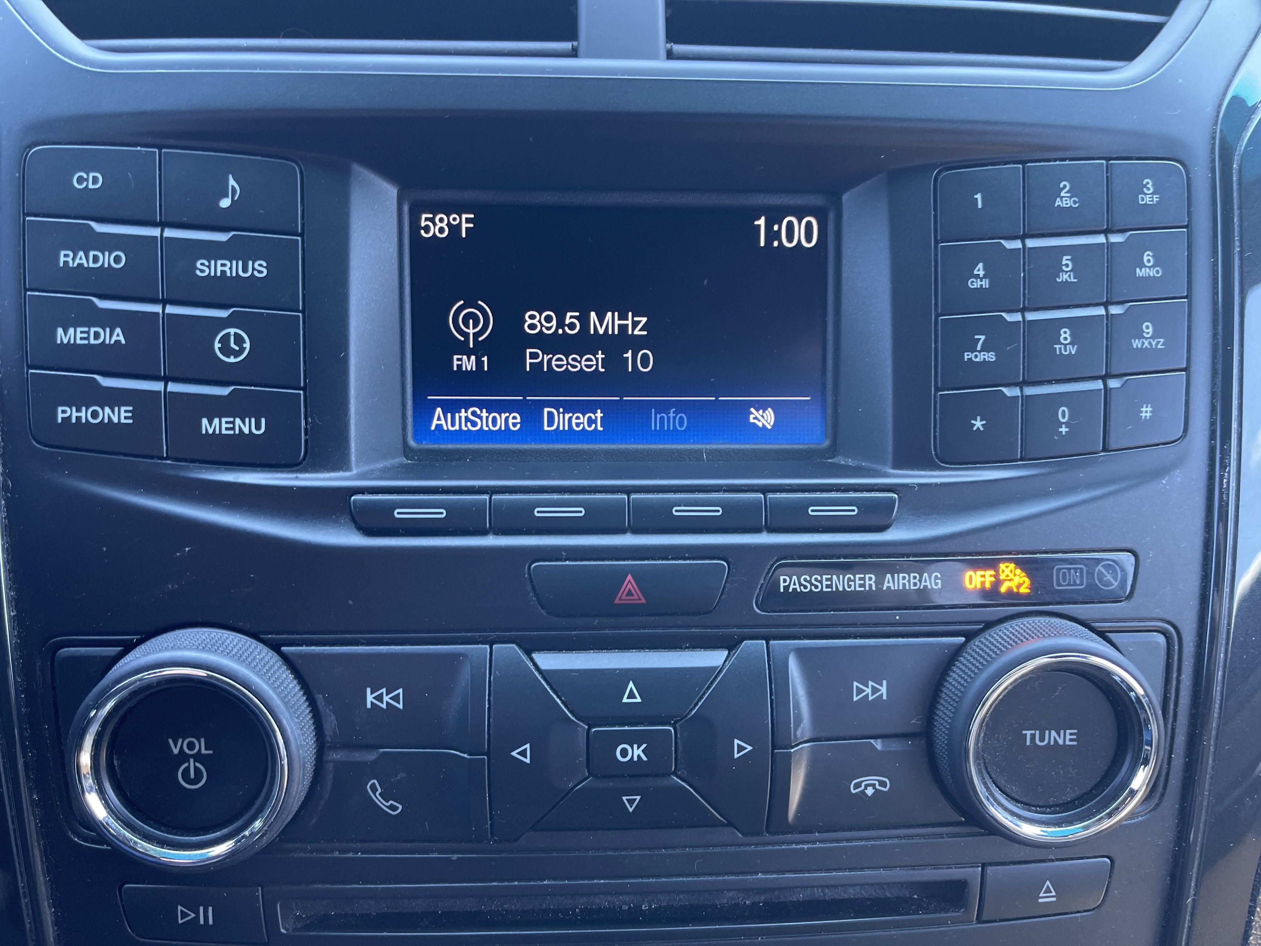 2017 Ford Explorer Base