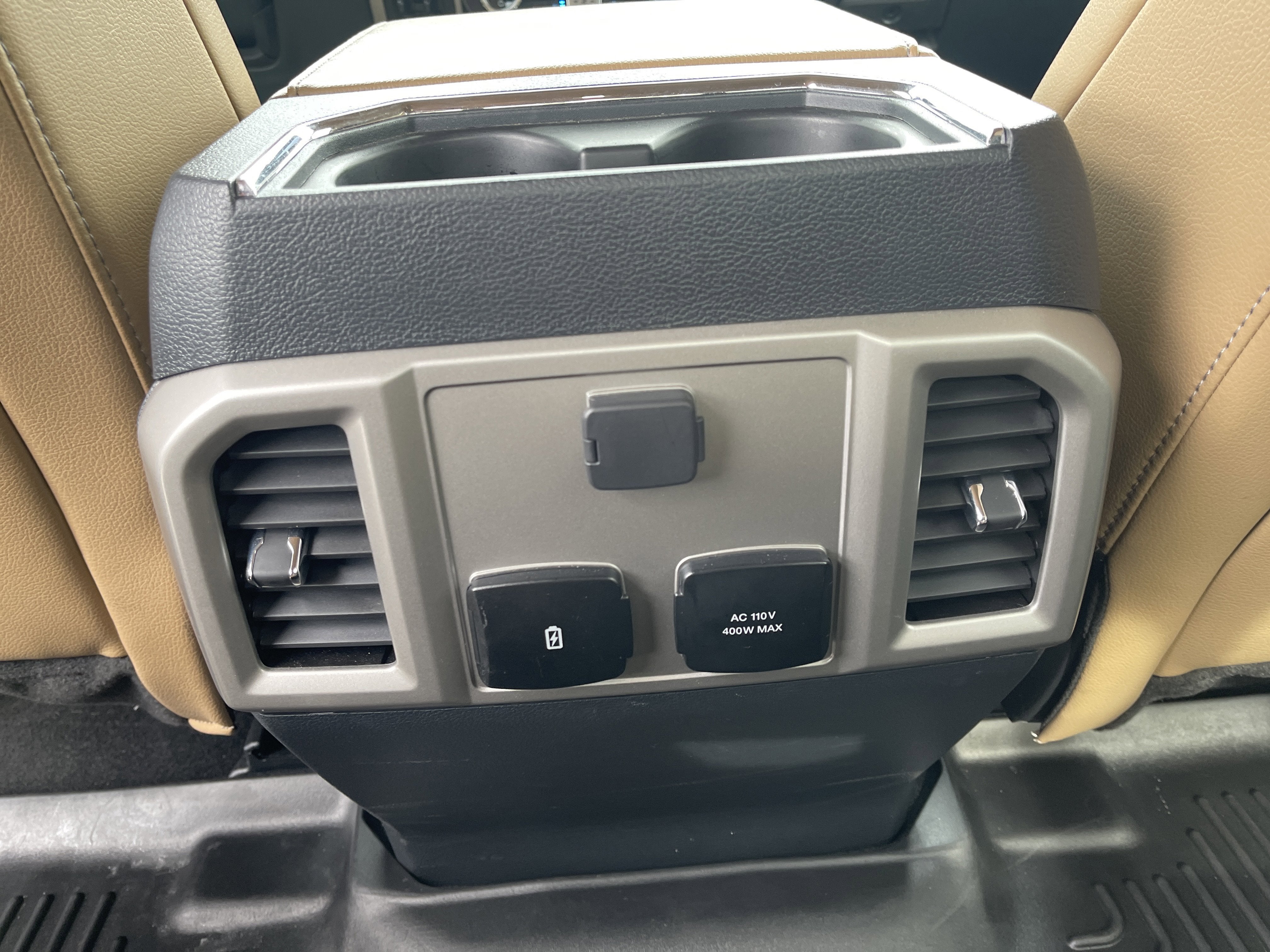 2022 Ford Super Duty F-350 DRW LARIAT