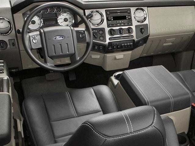 2010 Ford Super Duty F-350 DRW XL