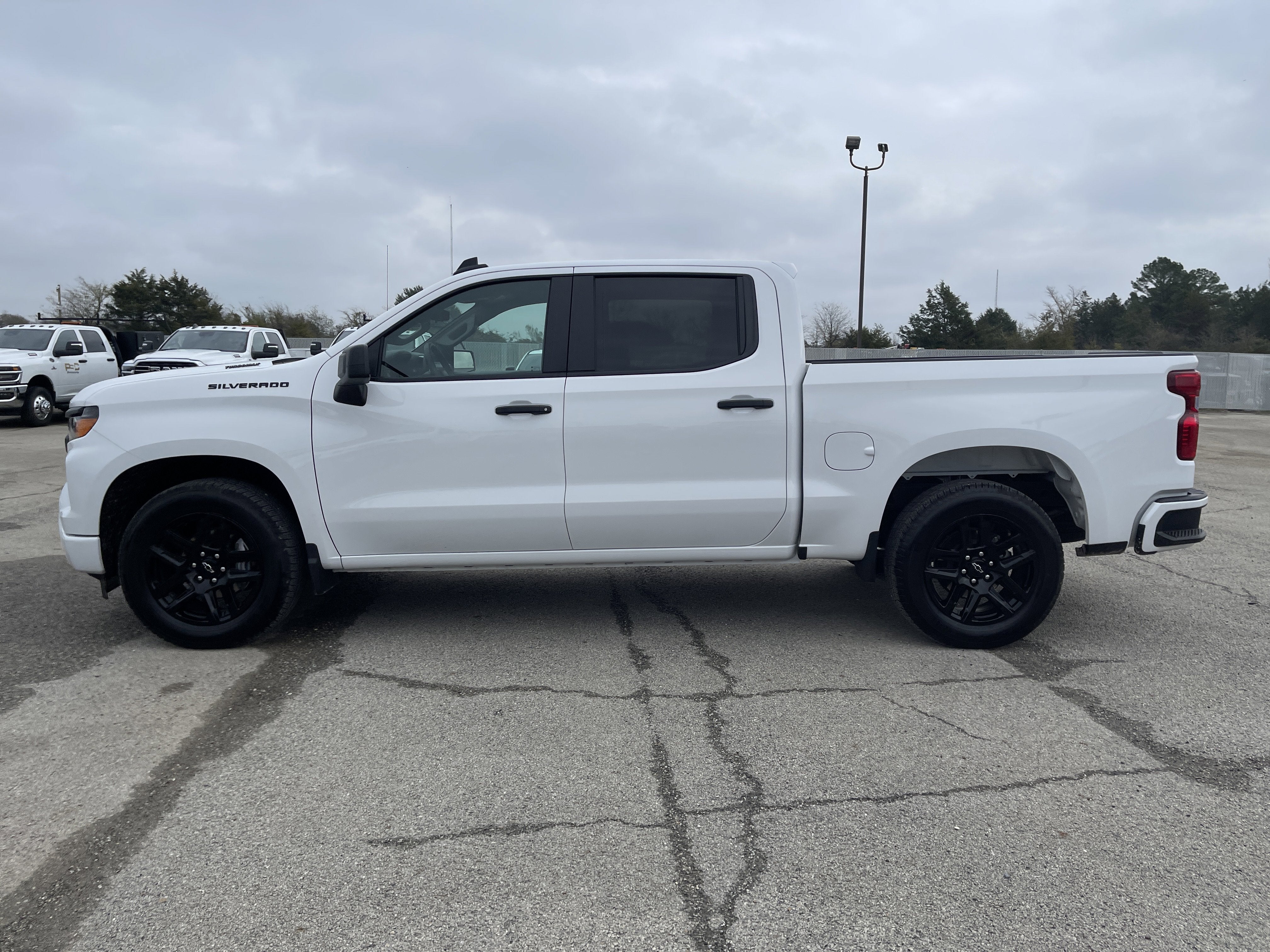 2025 Chevrolet Silverado 1500 Custom